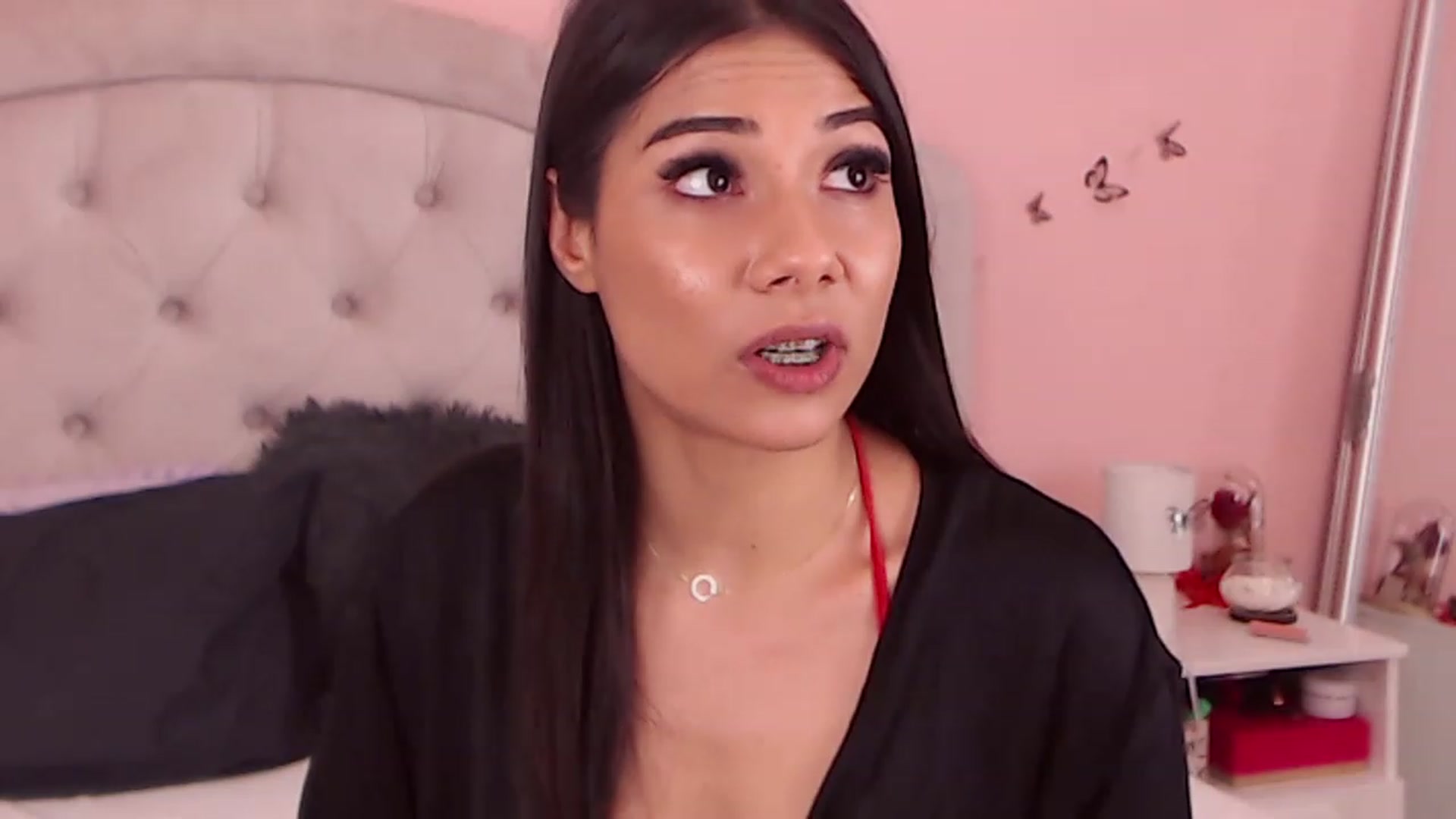Gallery image thumbnail from Sara_Joy's myfreecams stream on, 04/14/2023, 22:02 image 2 of 20