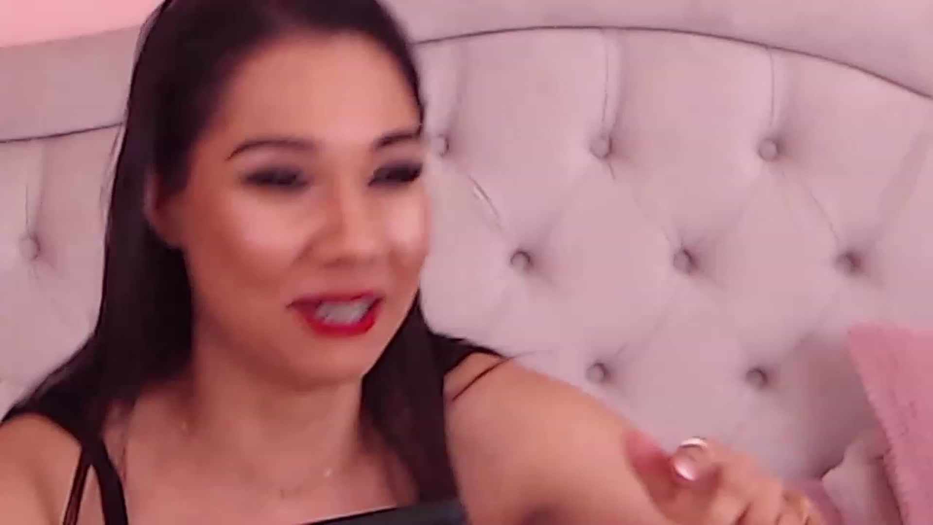 Gallery image thumbnail from Sara_Joy's myfreecams stream on, 06/21/2023, 20:23 image 12 of 20