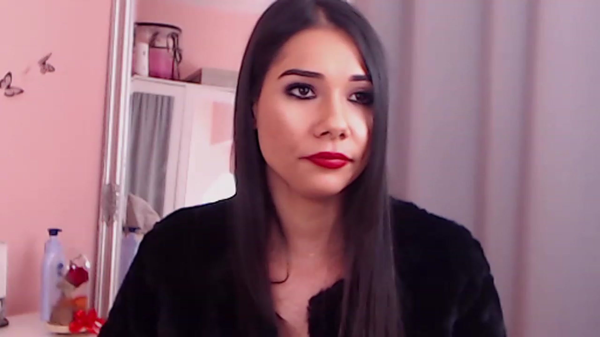 Gallery image thumbnail from Sara_Joy's myfreecams stream on, 06/22/2023, 23:09 image 7 of 20