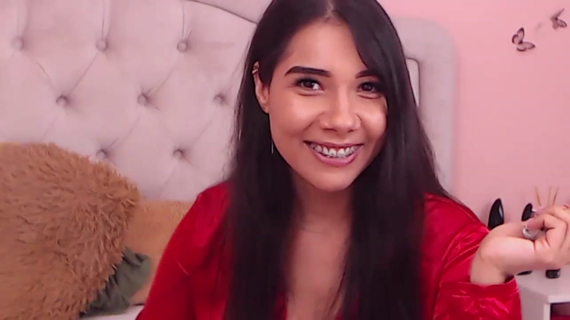 Gallery image thumbnail from Sara_Joy's myfreecams stream on, 06/29/2023, 23:52 image 2 of 20