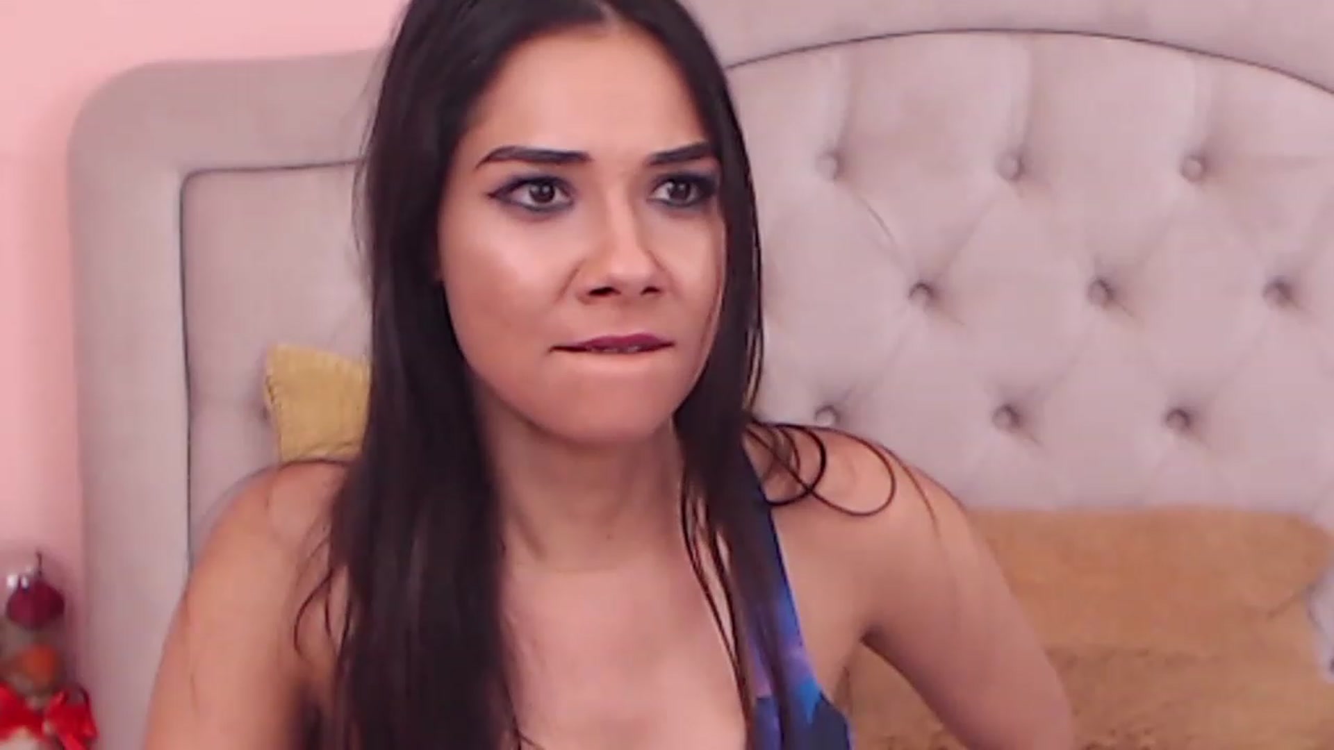 Gallery image thumbnail from Sara_Joy's myfreecams stream on, 07/03/2023, 01:19 image 8 of 20