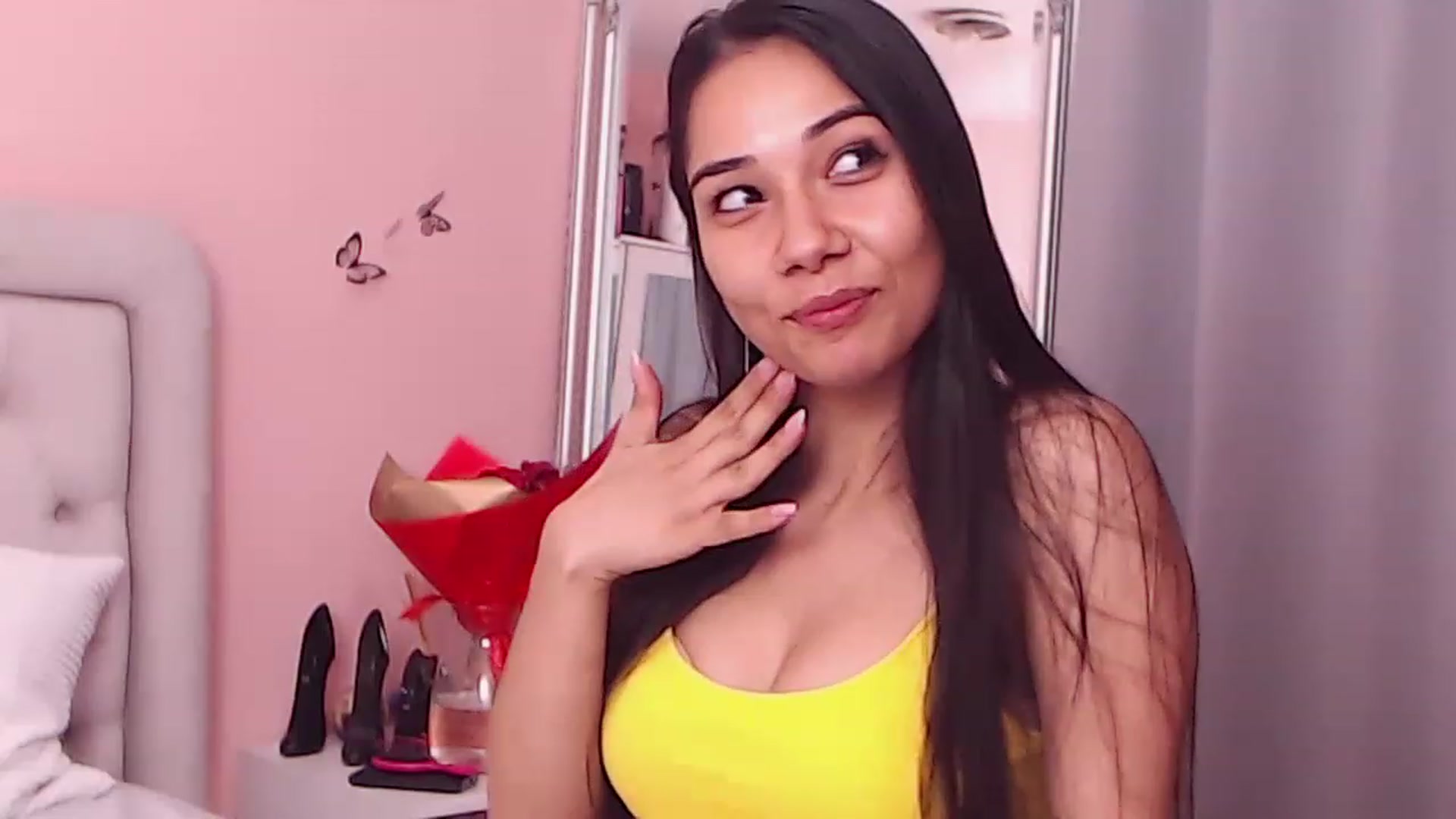 Gallery image thumbnail from Sara_Joy's myfreecams stream on, 07/06/2023, 19:47 image 6 of 20