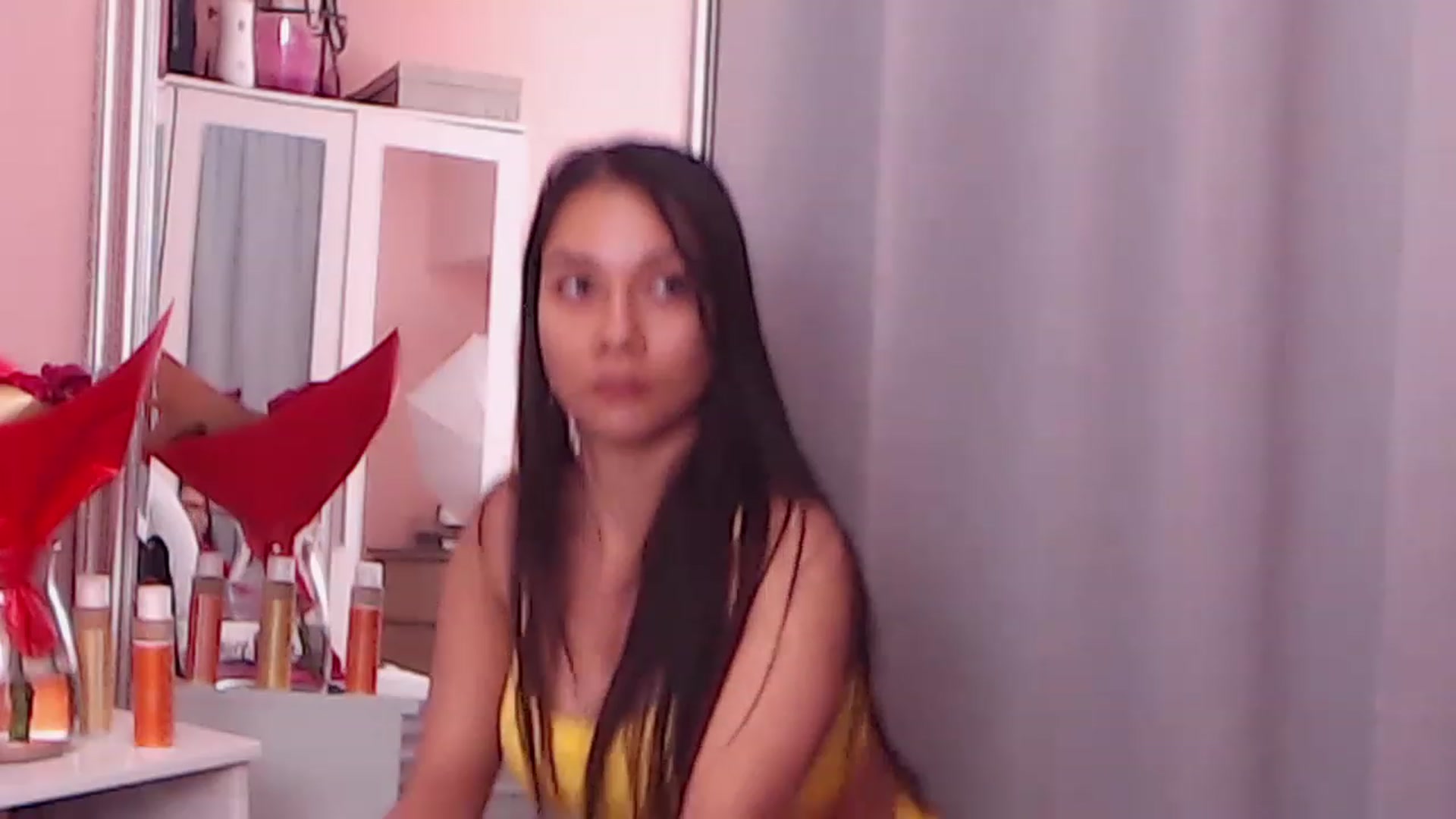 Gallery image thumbnail from Sara_Joy's myfreecams stream on, 07/06/2023, 19:47 image 3 of 20