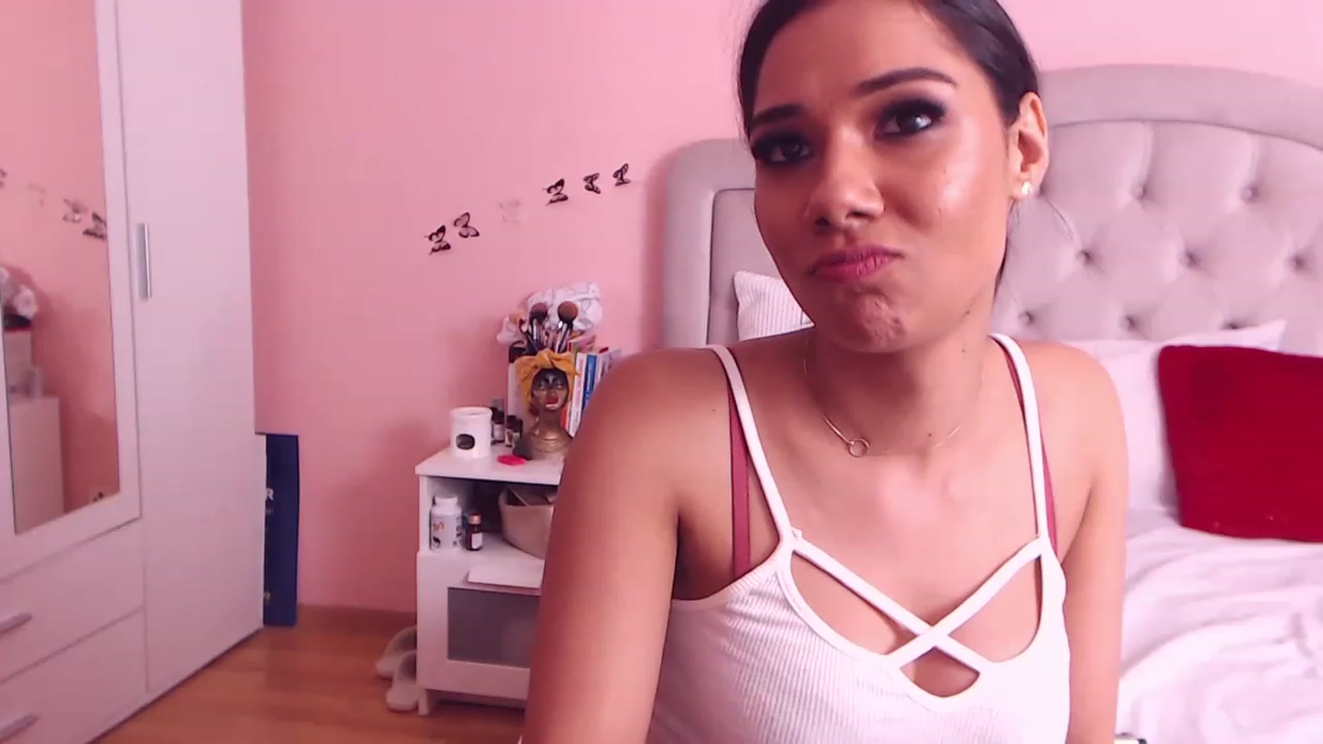 Gallery image thumbnail from Sara_Joy's myfreecams stream on, 07/09/2023, 24:14 image 6 of 20