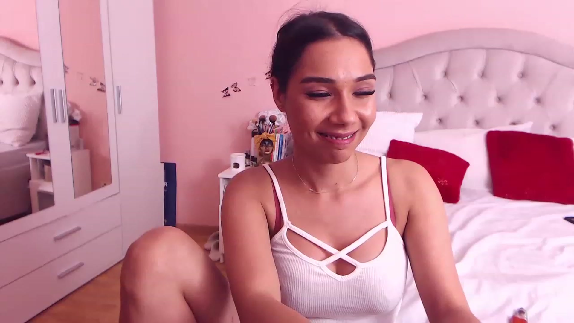 Gallery image thumbnail from Sara_Joy's myfreecams stream on, 07/09/2023, 24:14 image 5 of 20
