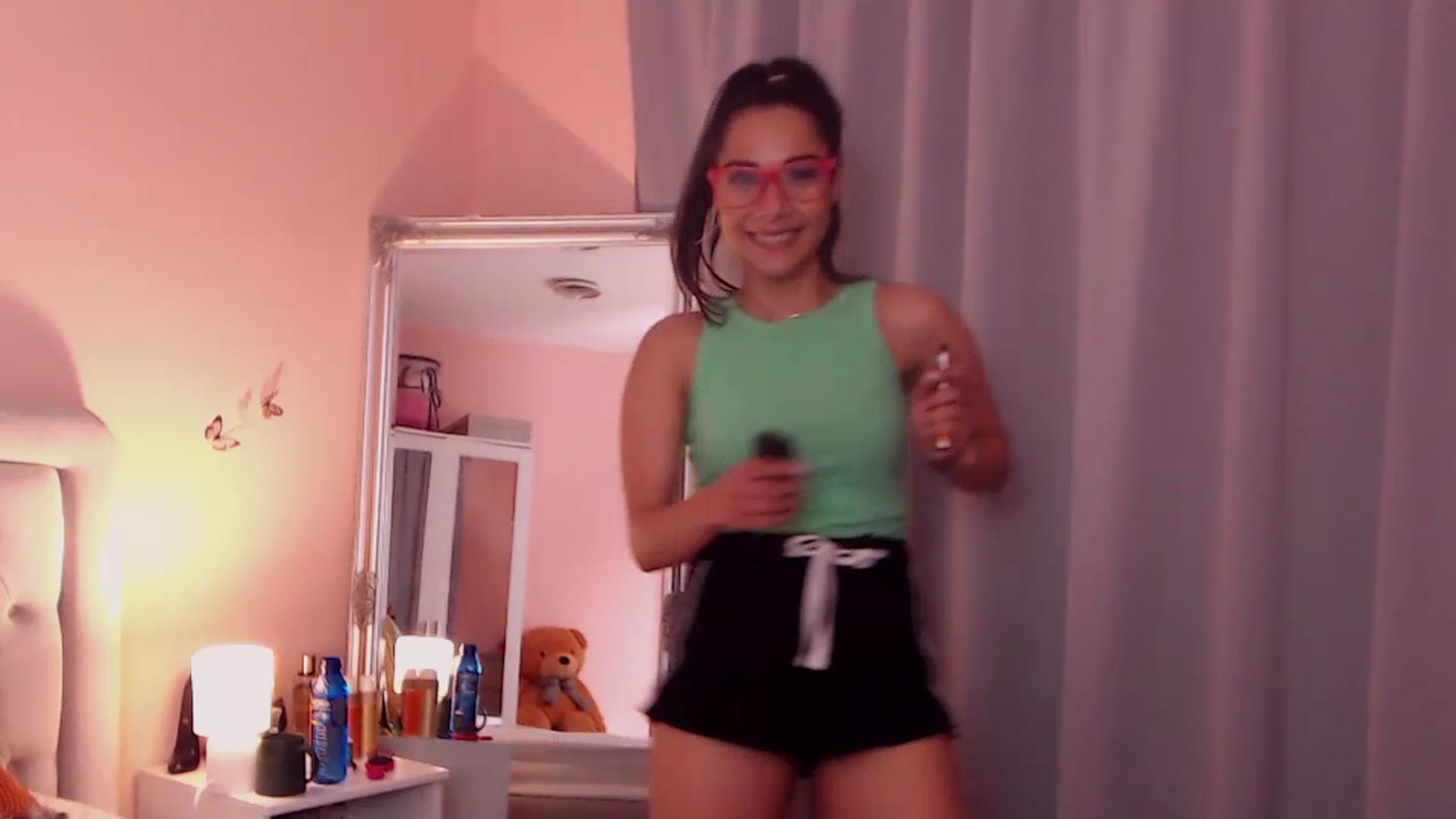 Gallery image thumbnail from Sara_Joy's myfreecams stream on, 07/17/2023, 21:52 image 11 of 20