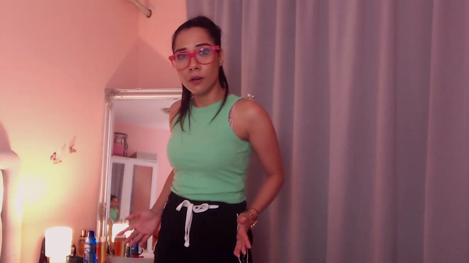 Gallery image thumbnail from Sara_Joy's myfreecams stream on, 07/17/2023, 21:52 image 4 of 20