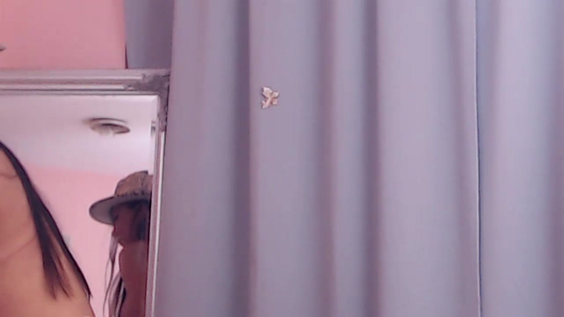 Gallery image thumbnail from Sara_Joy's myfreecams stream on, 07/19/2023, 23:13 image 3 of 20