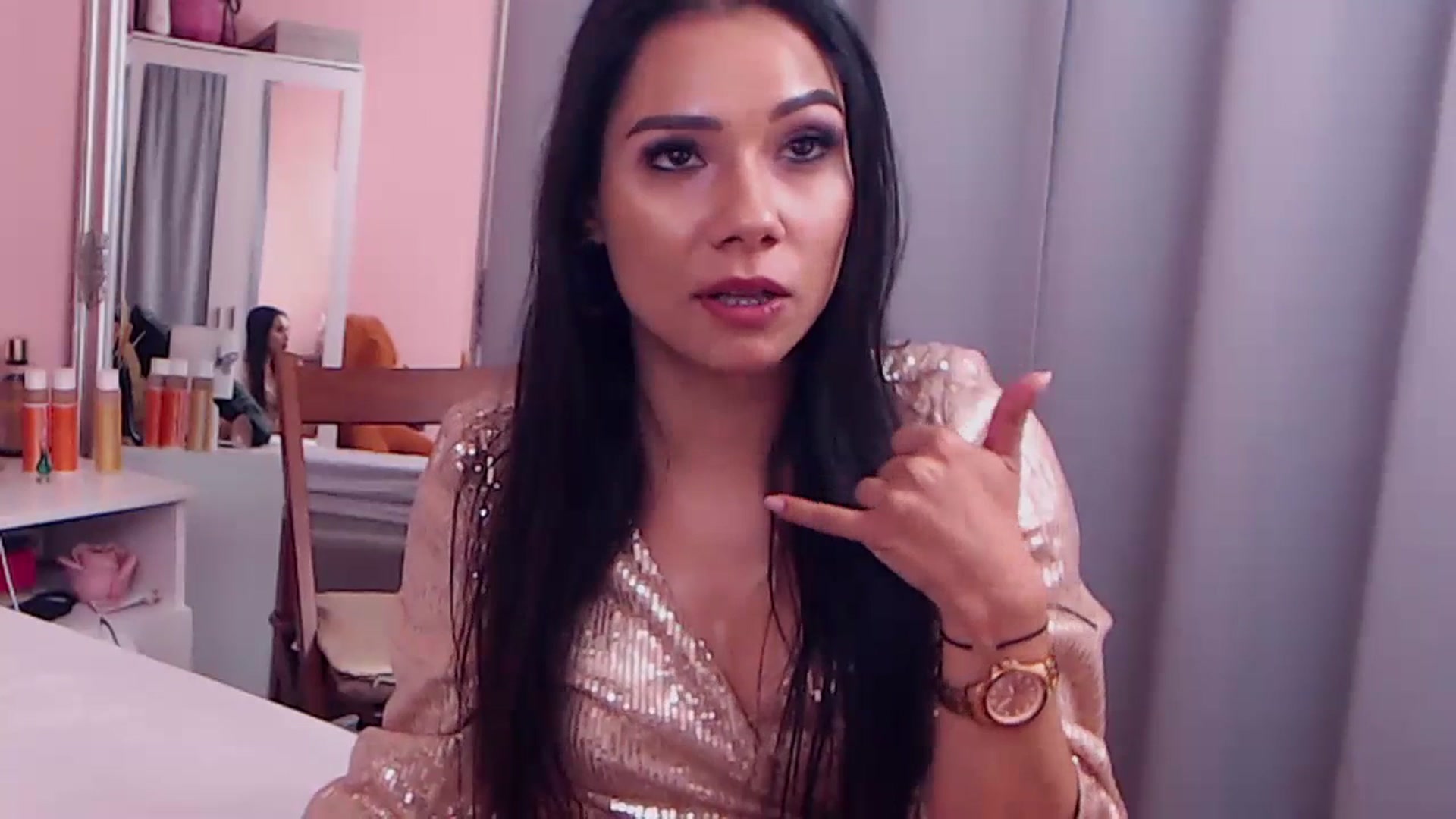 Gallery image thumbnail from Sara_Joy's myfreecams stream on, 07/20/2023, 24:18 image 14 of 20