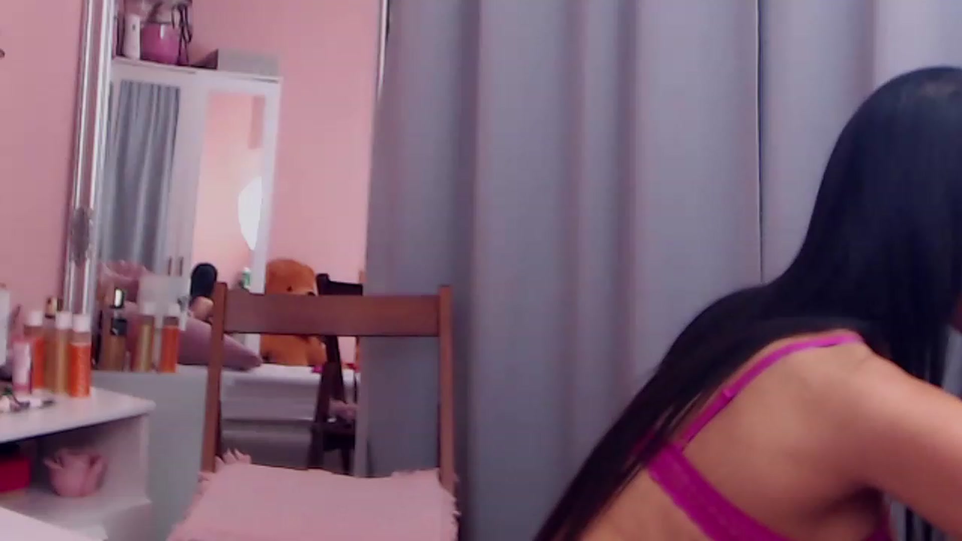 Gallery image thumbnail from Sara_Joy's myfreecams stream on, 07/28/2023, 24:37 image 15 of 20
