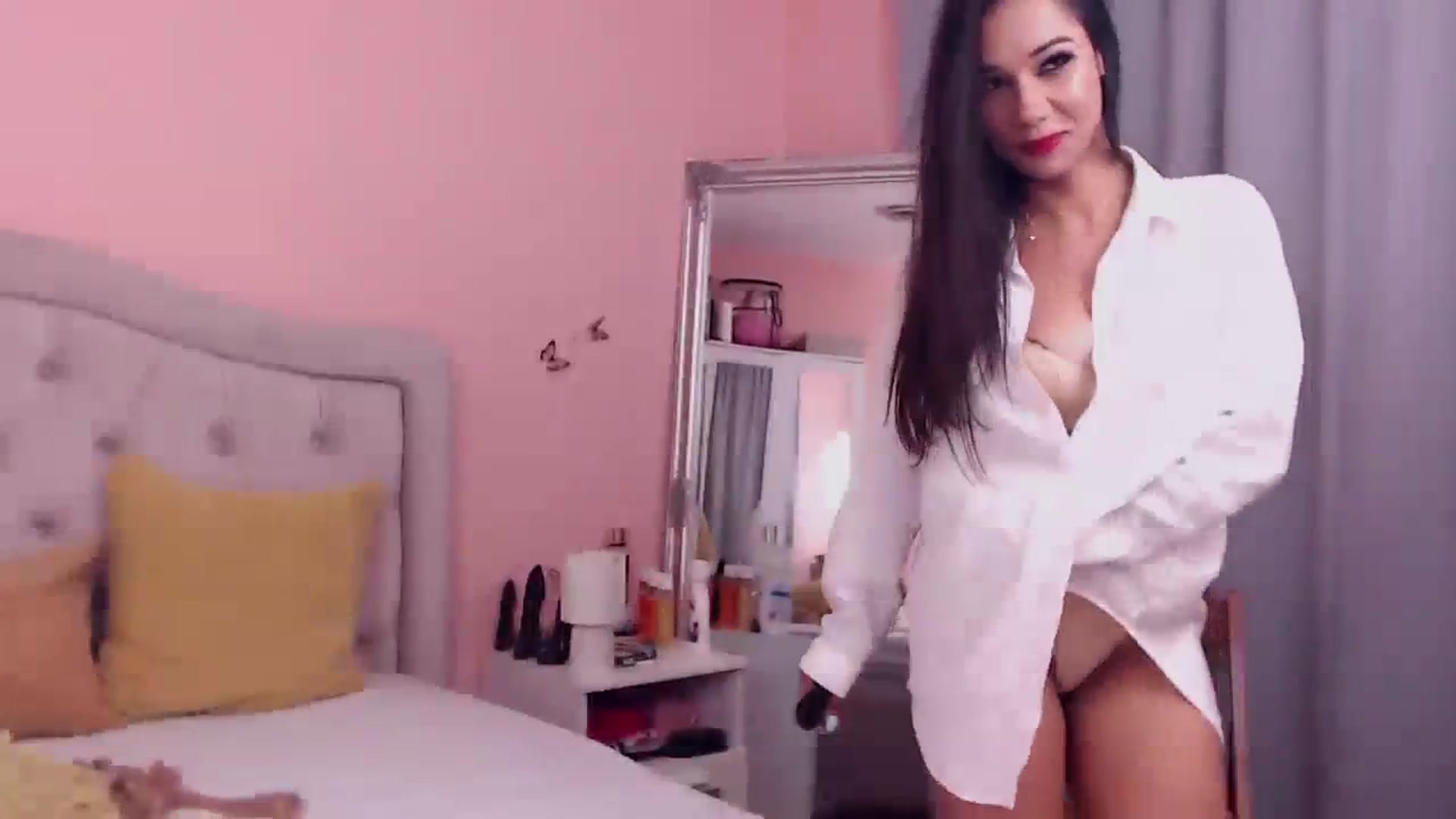 Gallery image thumbnail from Sara_Joy's myfreecams stream on, 08/18/2023, 24:06 image 13 of 20