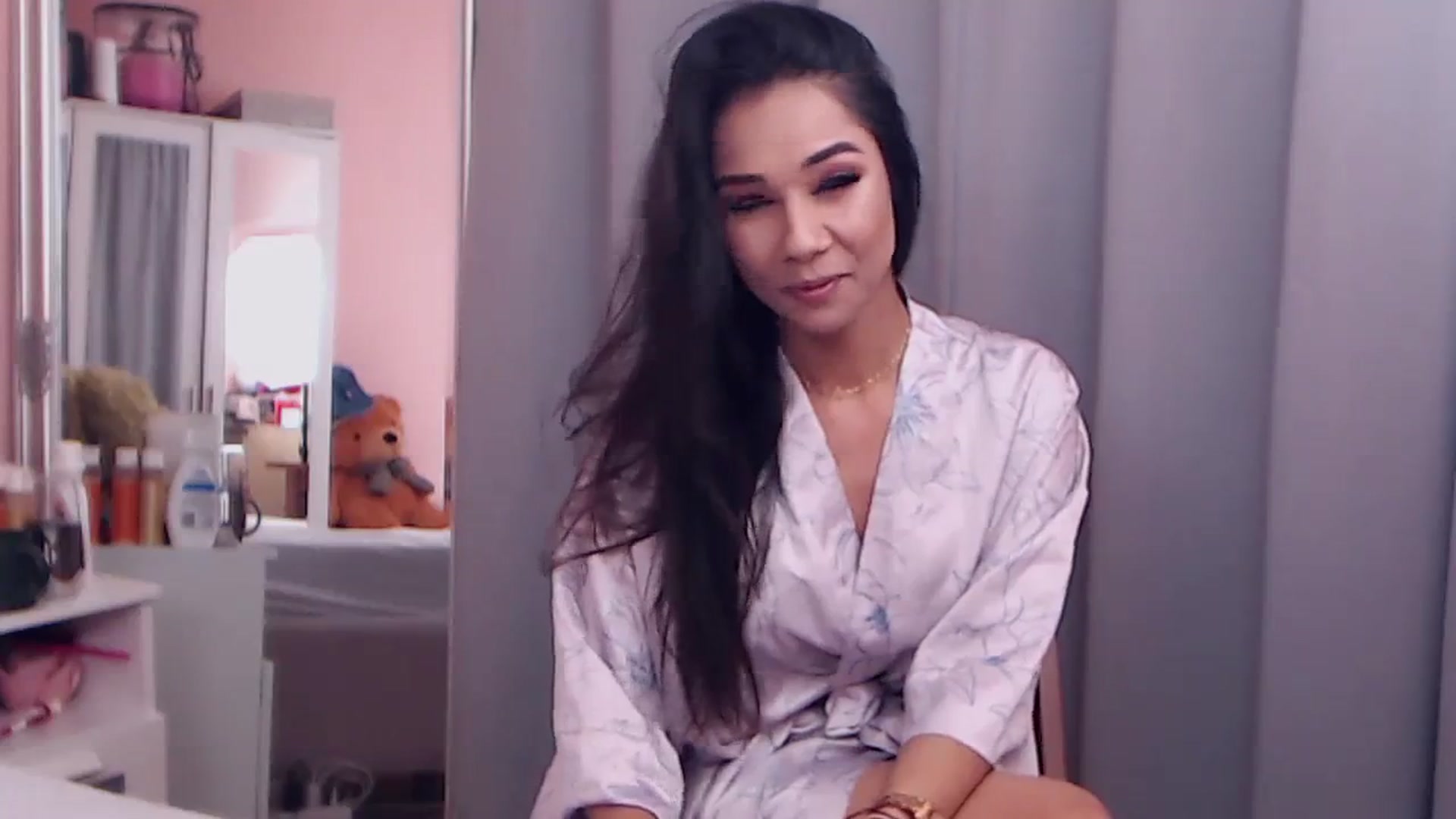 Gallery image thumbnail from Sara_Joy's myfreecams stream on, 08/19/2023, 20:39 image 6 of 20