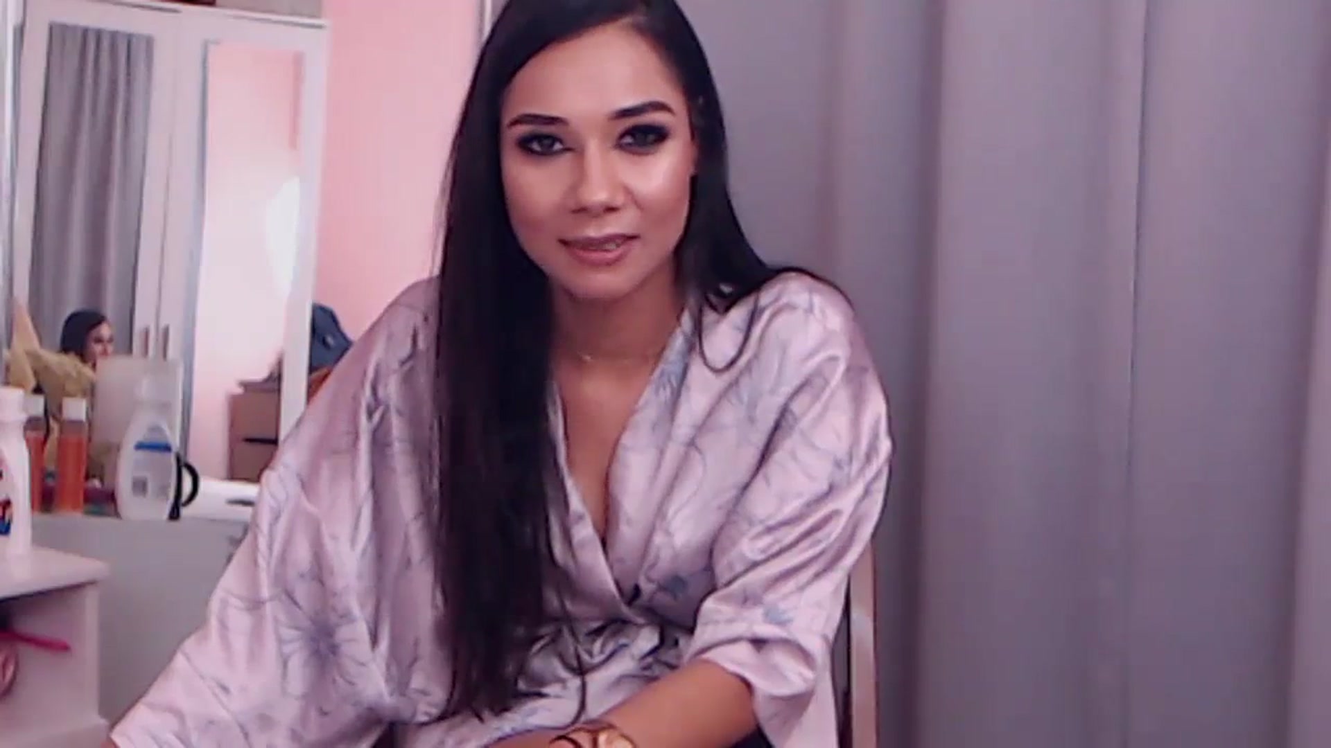 Gallery image thumbnail from Sara_Joy's myfreecams stream on, 08/20/2023, 24:46 image 10 of 20
