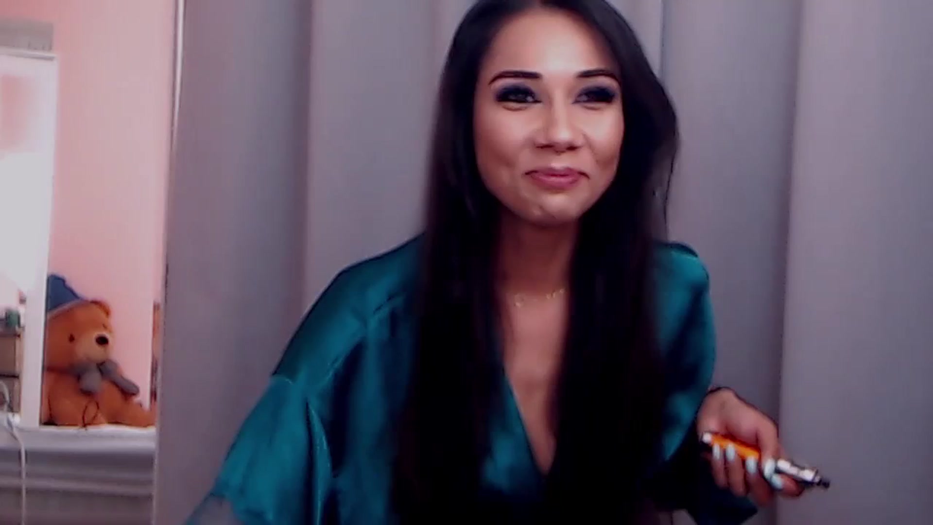 Gallery image thumbnail from Sara_Joy's myfreecams stream on, 08/20/2023, 20:13 image 1 of 20