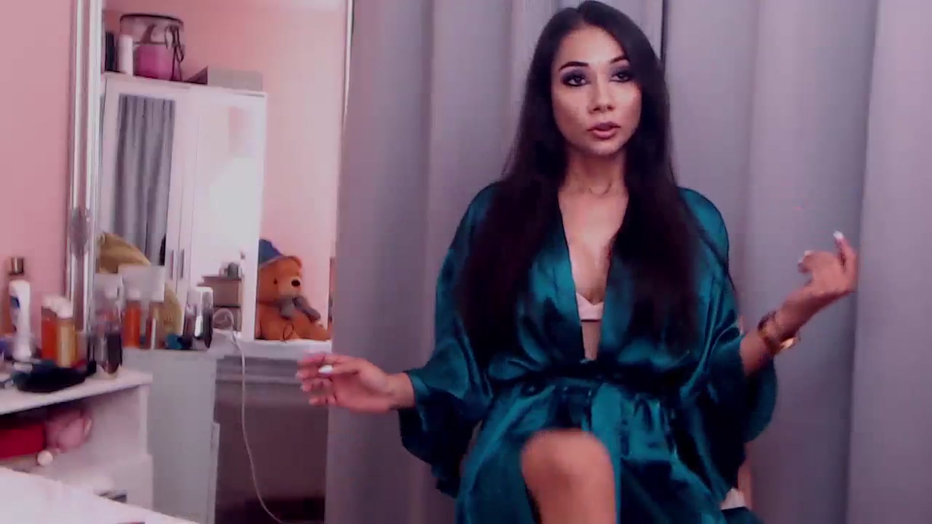 Gallery image thumbnail from Sara_Joy's myfreecams stream on, 08/20/2023, 20:13 image 14 of 20
