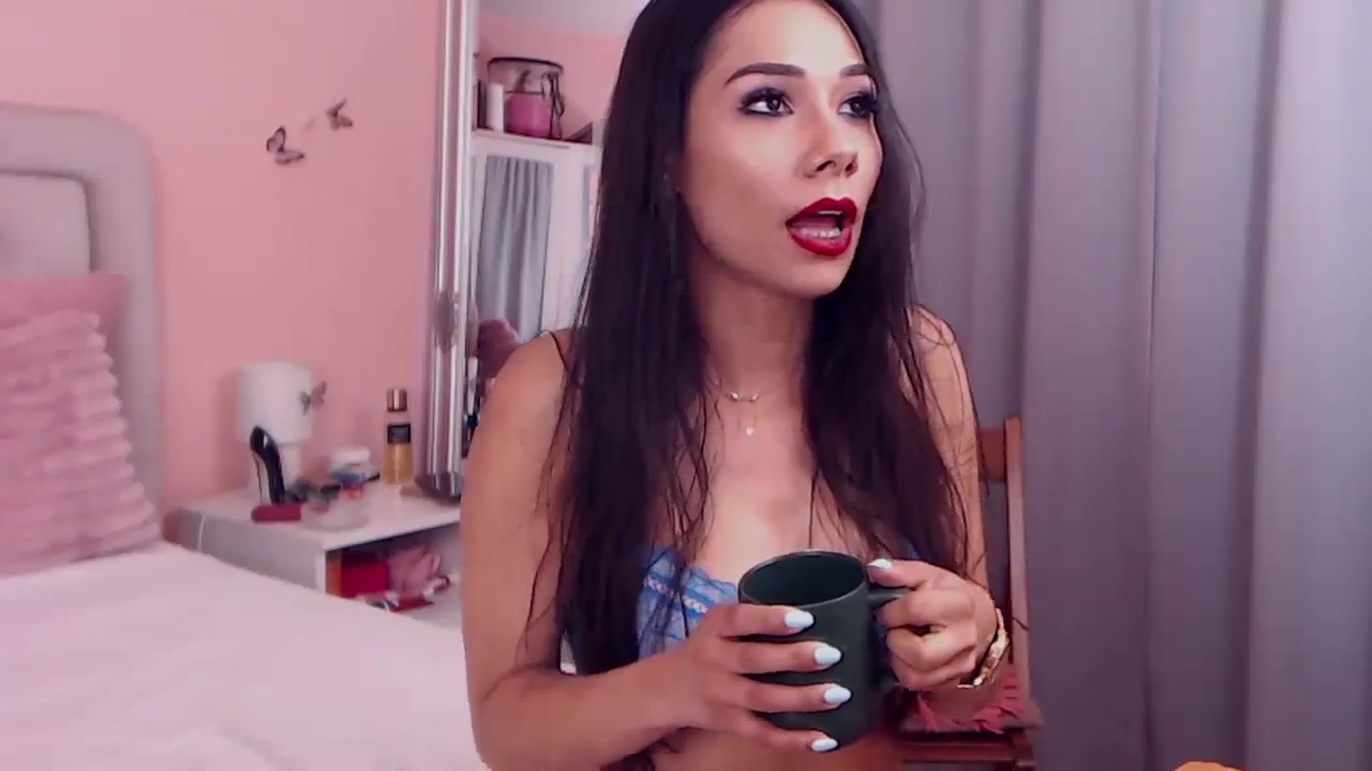 Gallery image thumbnail from Sara_Joy's myfreecams stream on, 08/28/2023, 05:07 image 18 of 20
