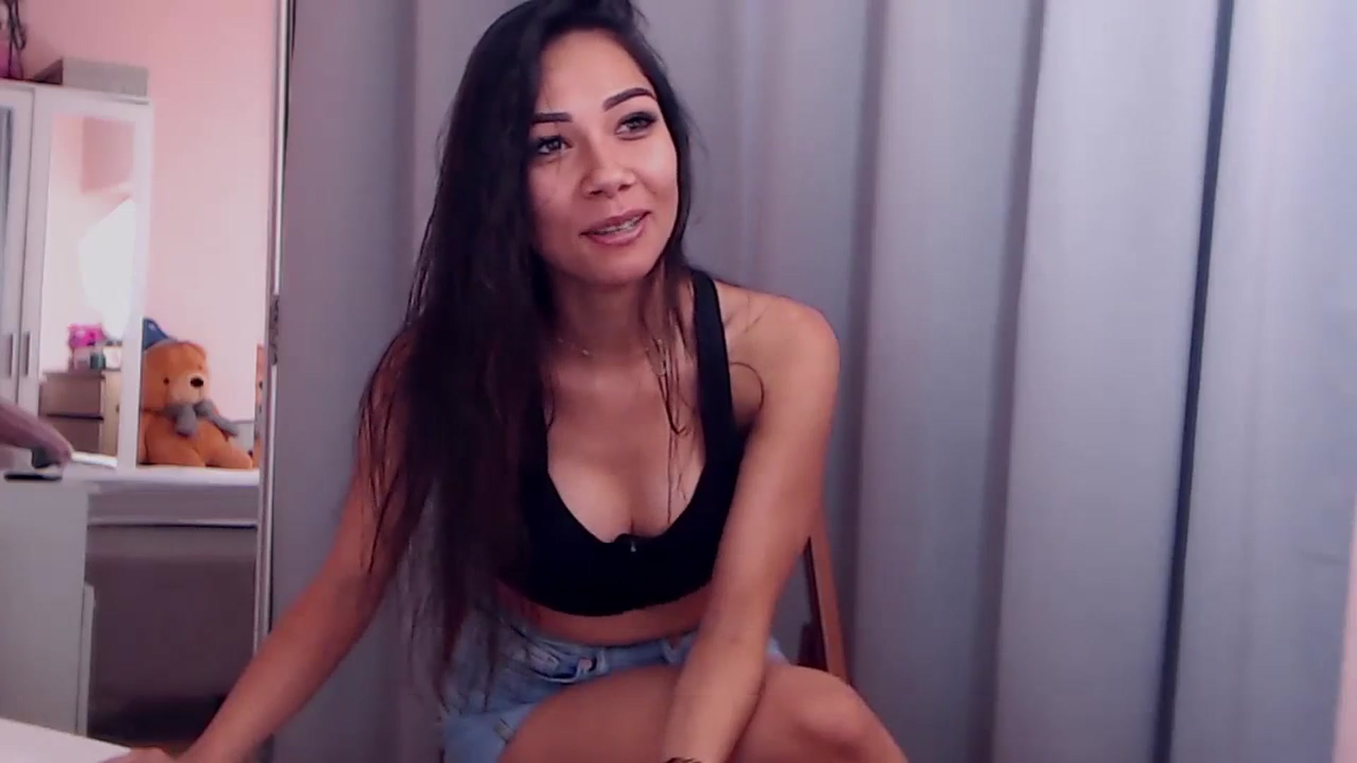 Gallery image thumbnail from Sara_Joy's myfreecams stream on, 08/30/2023, 04:58 image 2 of 20