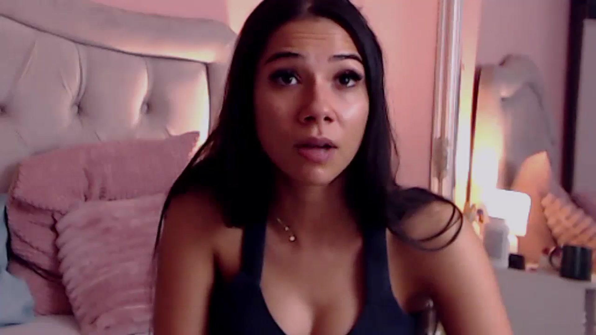 Gallery image thumbnail from Sara_Joy's myfreecams stream on, 10/28/2023, 24:30 image 19 of 20