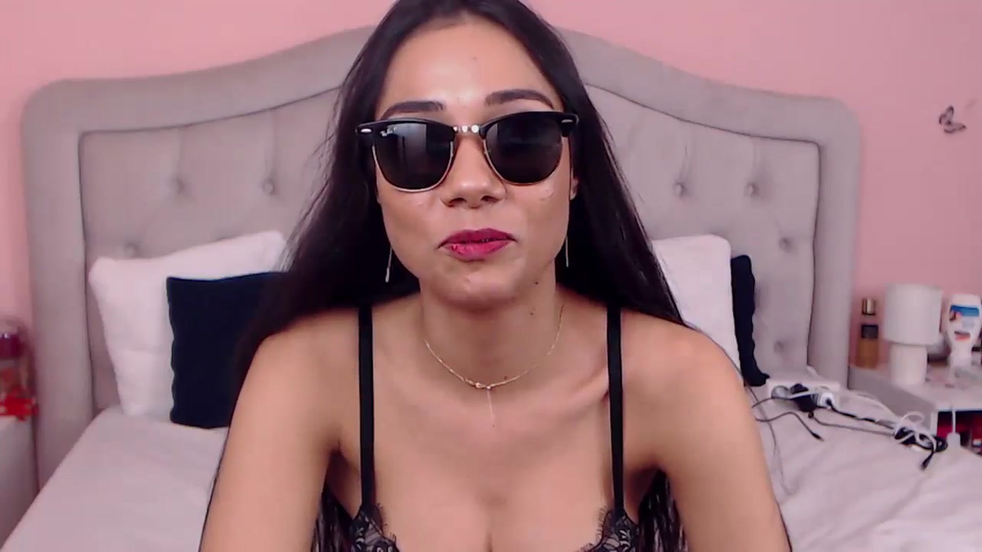 Gallery image thumbnail from Sara_Joy's myfreecams stream on, 11/12/2023, 23:54 image 5 of 20