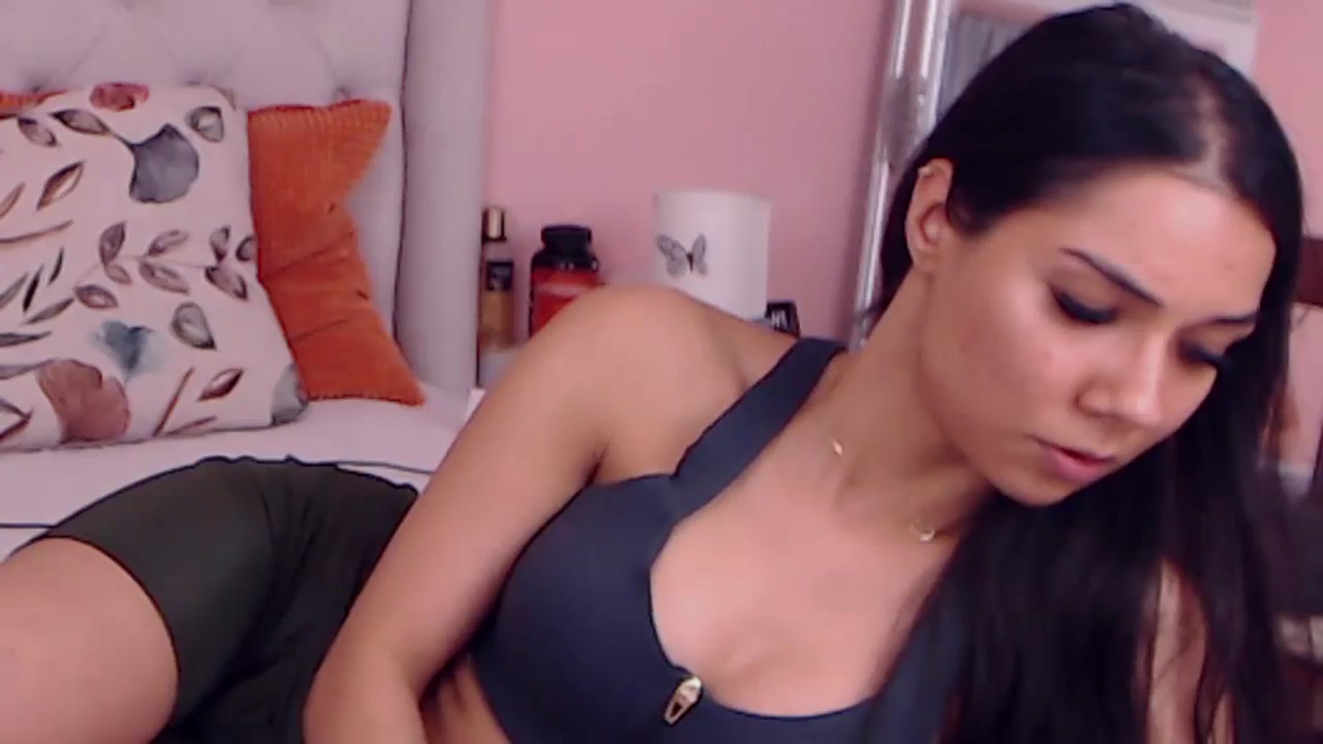 Gallery image thumbnail from Sara_Joy's myfreecams stream on, 11/22/2023, 20:57 image 15 of 20