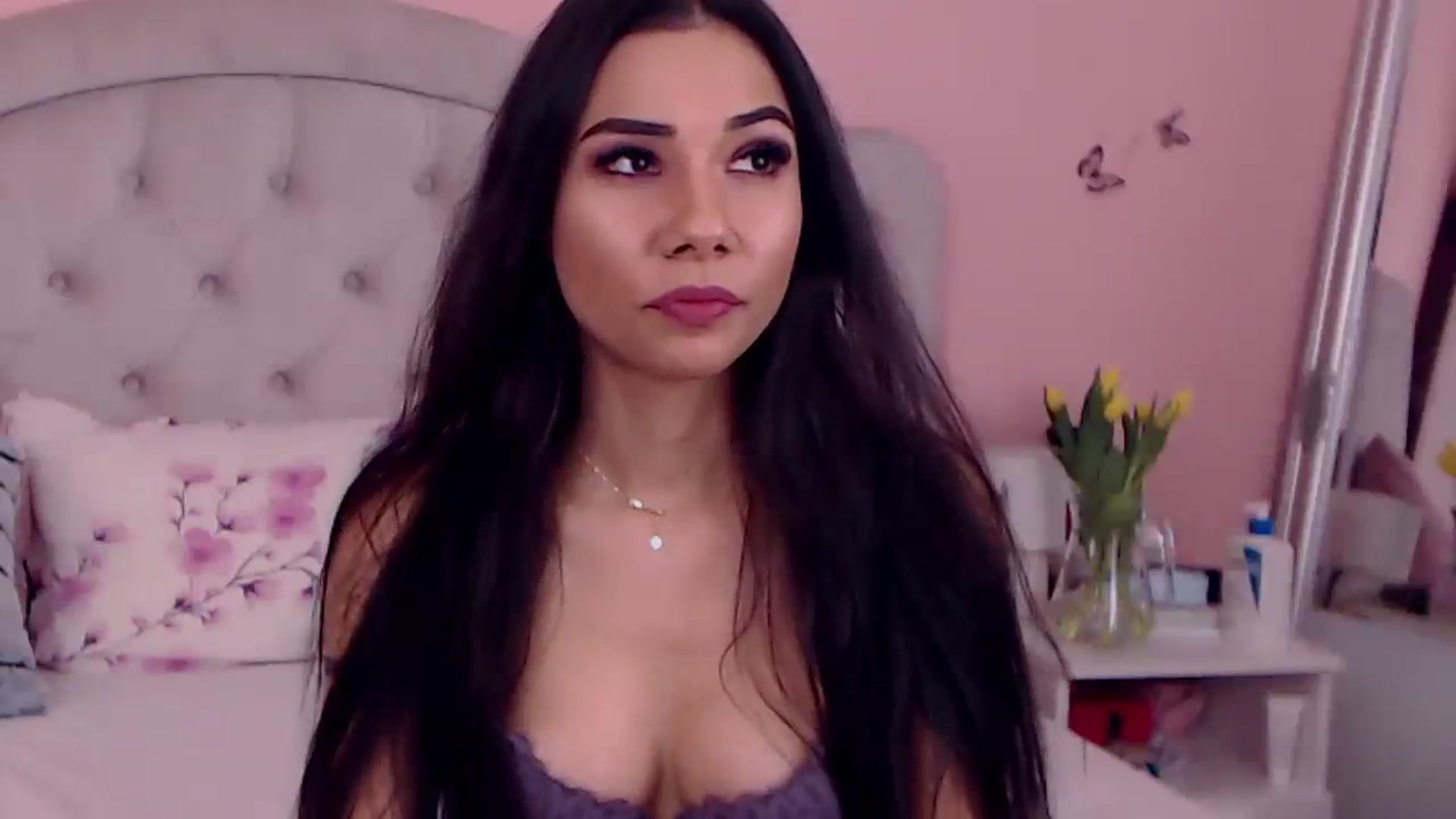 Gallery image thumbnail from Sara_Joy's myfreecams stream on, 11/25/2023, 22:01 image 11 of 20