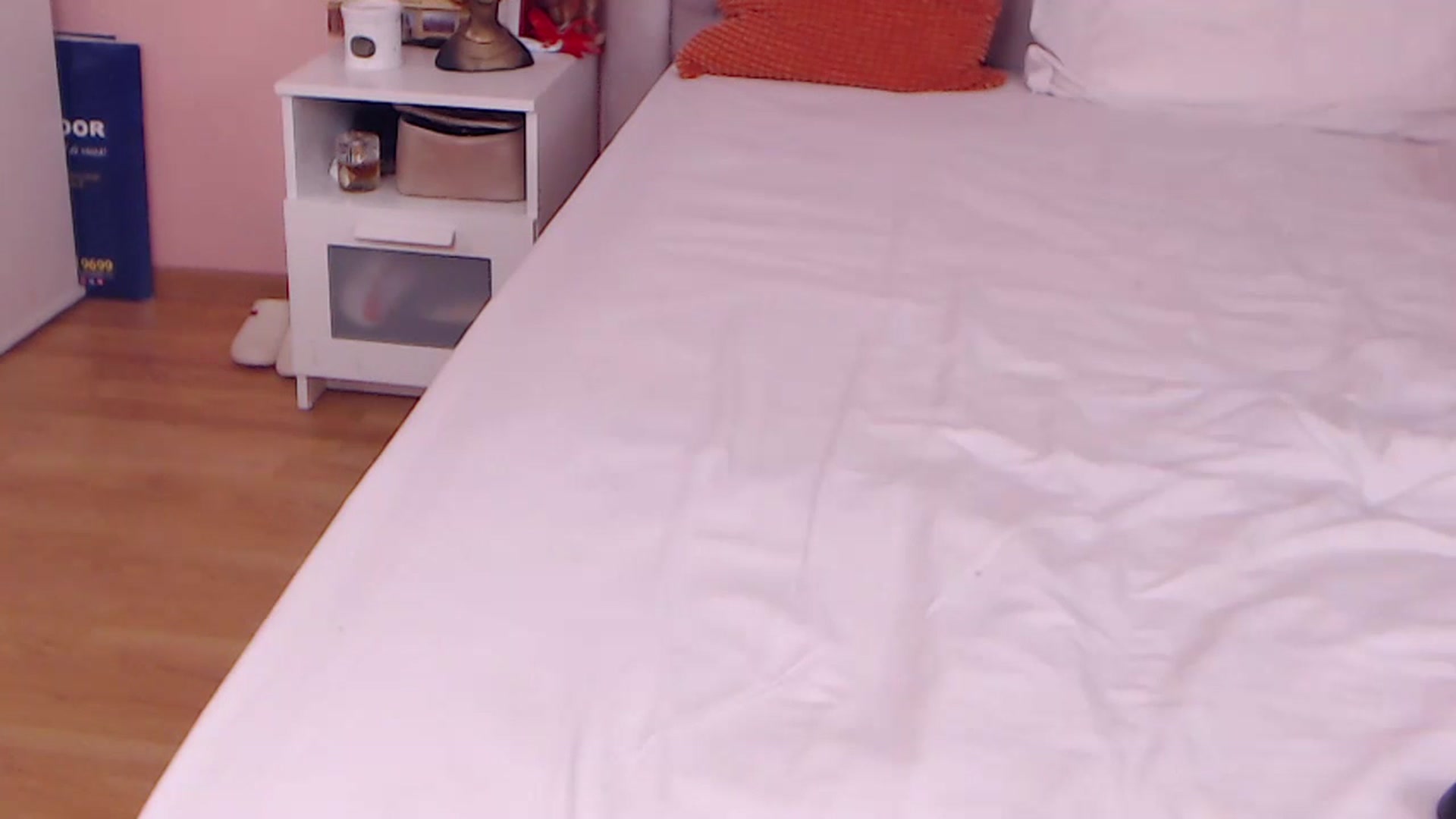 Gallery image thumbnail from Sara_Joy's myfreecams stream on, 12/03/2023, 22:41 image 3 of 20
