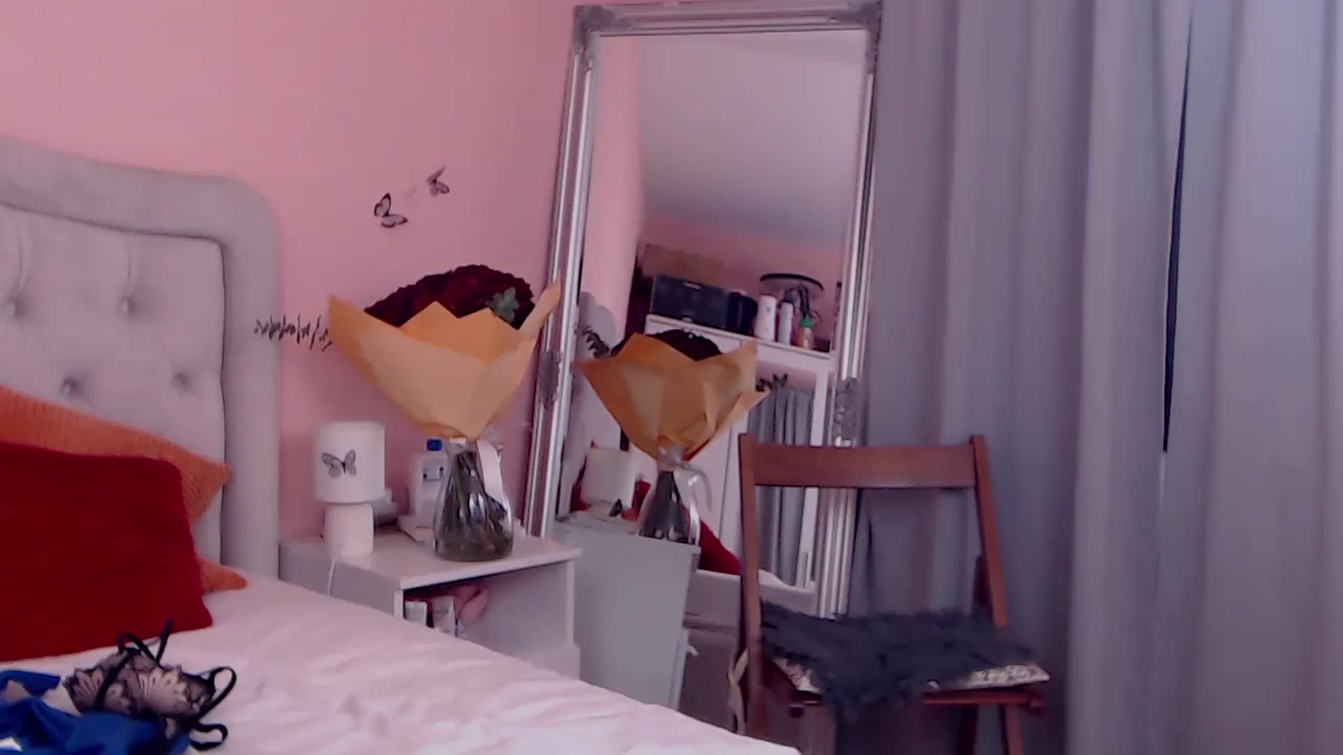 Gallery image thumbnail from Sara_Joy's myfreecams stream on, 12/09/2023, 17:45 image 13 of 20