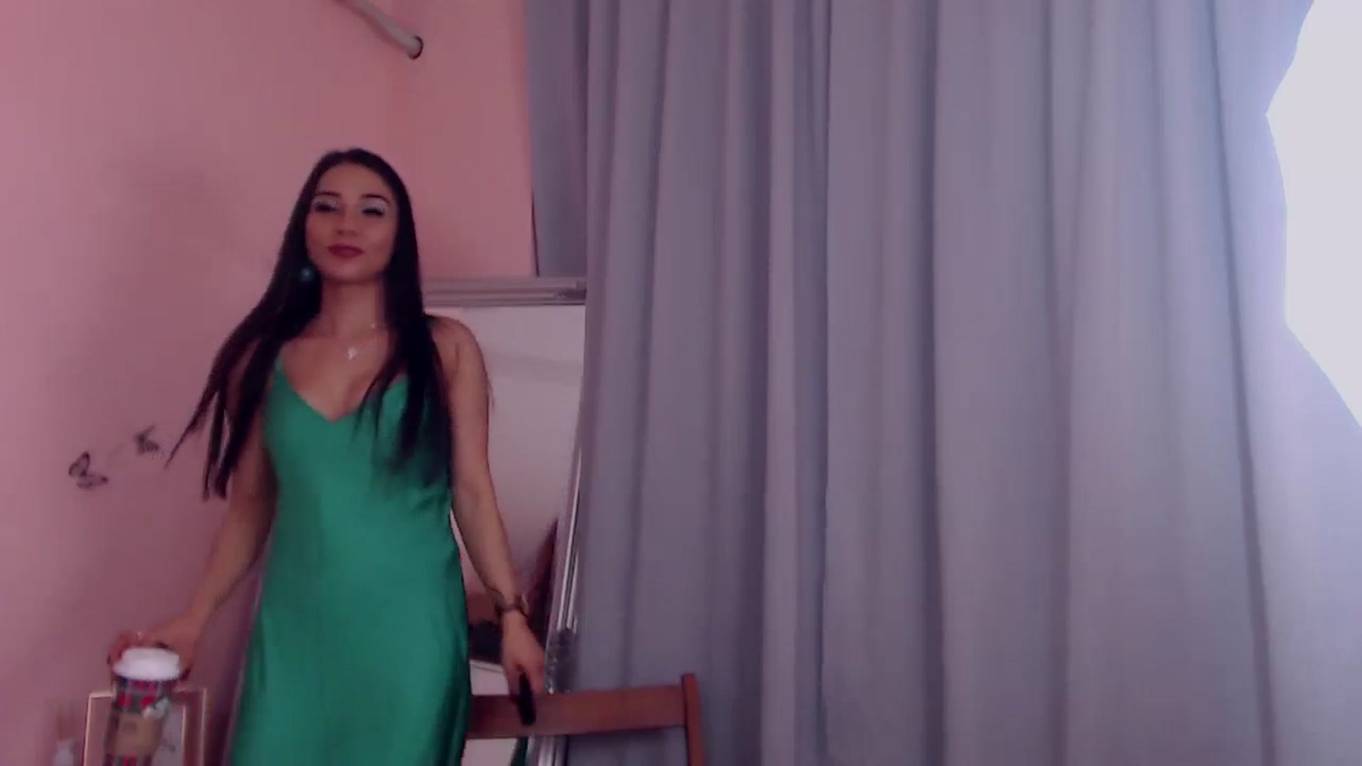 Gallery image thumbnail from Sara_Joy's myfreecams stream on, 12/31/2023, 20:08 image 4 of 20