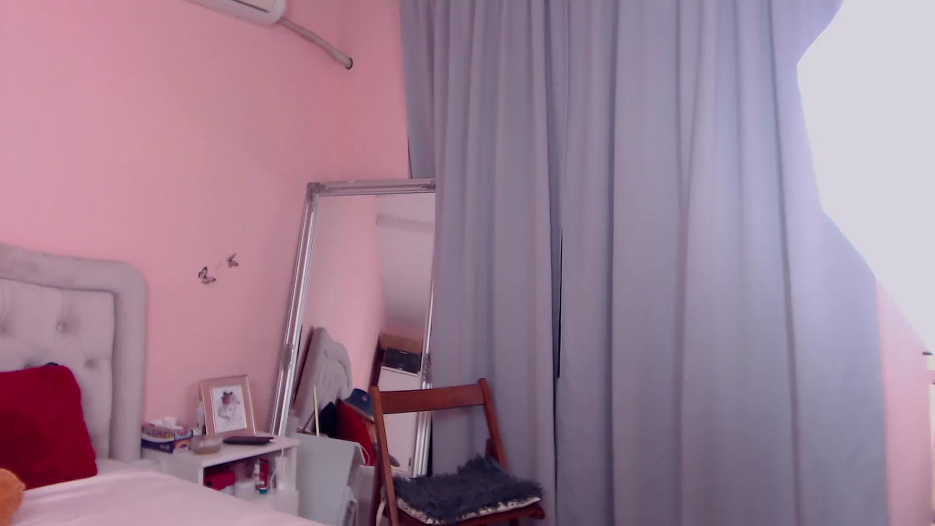 Gallery image thumbnail from Sara_Joy's myfreecams stream on, 12/31/2023, 21:20 image 16 of 20
