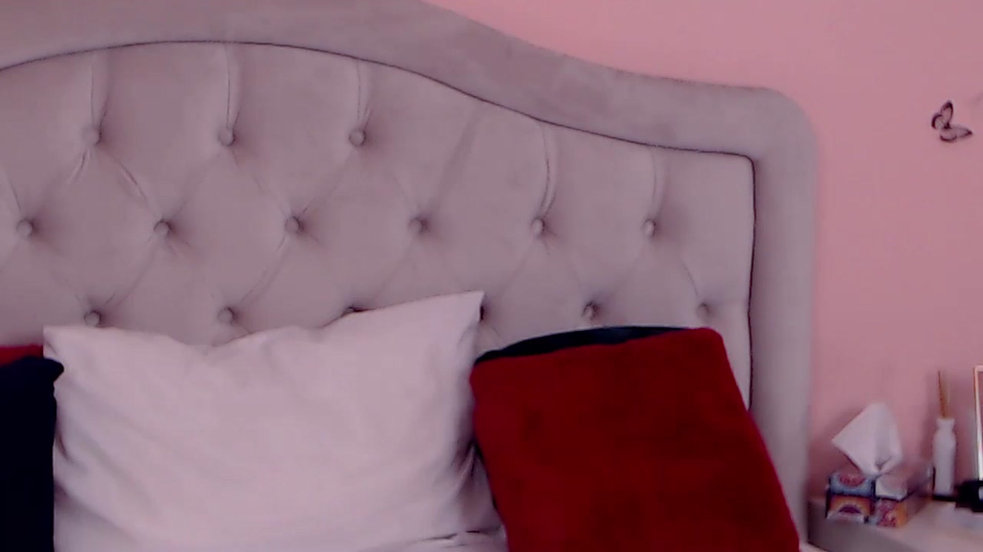 Gallery image thumbnail from Sara_Joy's myfreecams stream on, 01/01/2024, 22:03 image 10 of 20