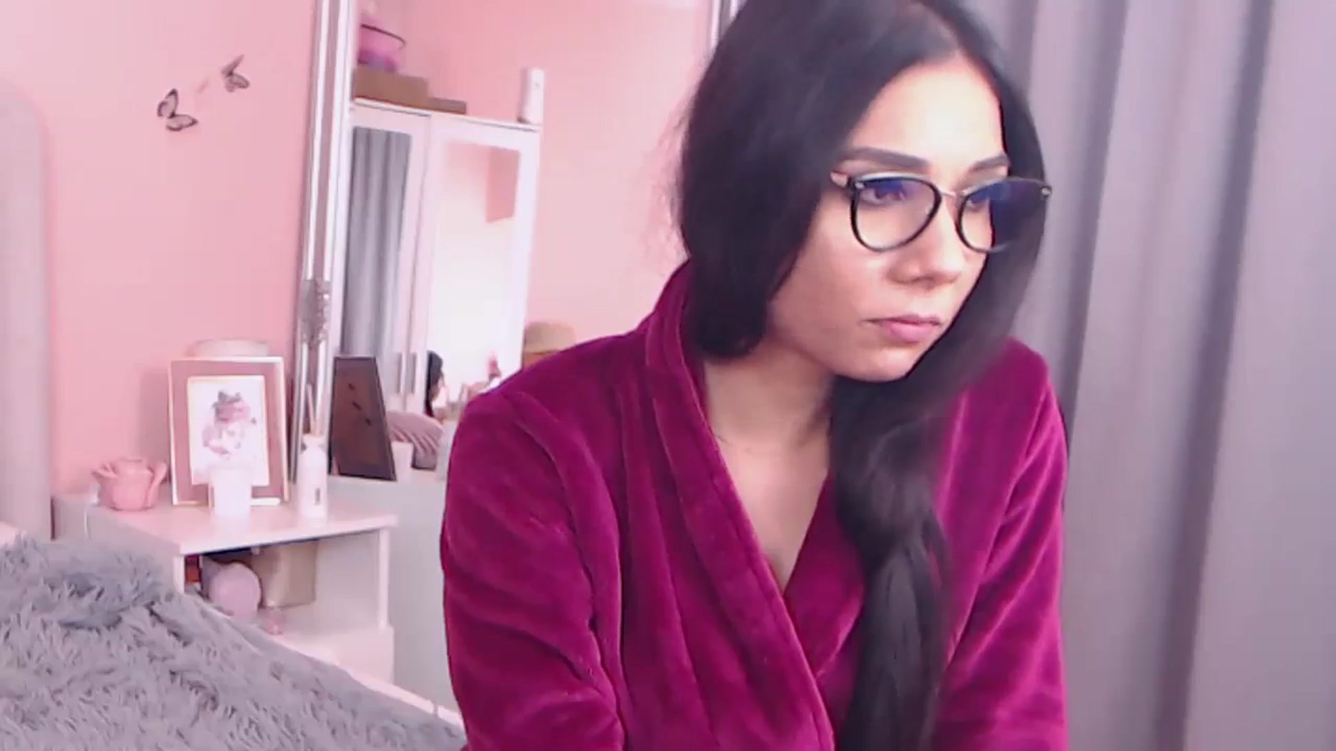 Gallery image thumbnail from Sara_Joy's myfreecams stream on, 01/13/2024, 24:11 image 3 of 20