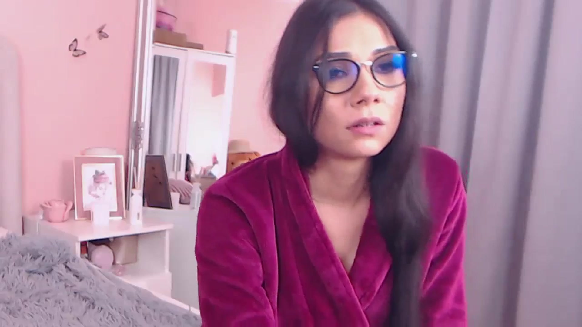 Gallery image thumbnail from Sara_Joy's myfreecams stream on, 01/13/2024, 24:11 image 4 of 20