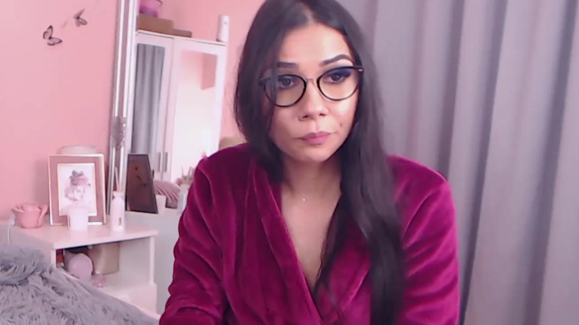 Gallery image thumbnail from Sara_Joy's myfreecams stream on, 01/13/2024, 24:11 image 10 of 20