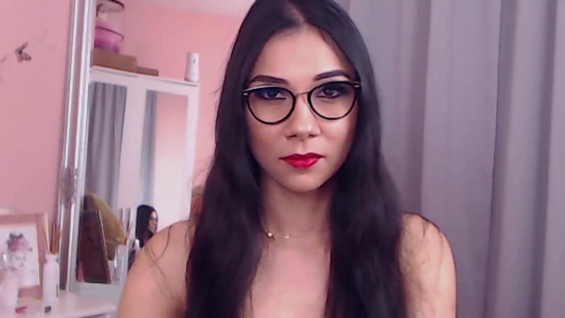 Gallery image thumbnail from Sara_Joy's myfreecams stream on, 01/21/2024, 21:05 image 17 of 20