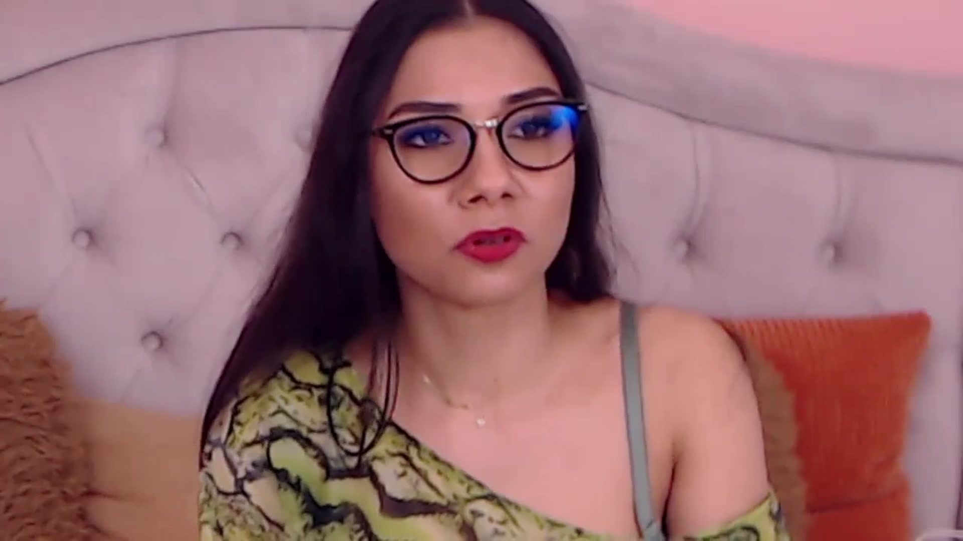 Gallery image thumbnail from Sara_Joy's myfreecams stream on, 01/31/2024, 23:16 image 20 of 20