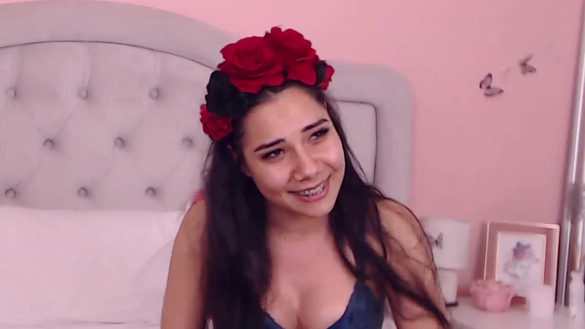 Gallery image thumbnail from Sara_Joy's myfreecams stream on, 02/04/2024, 21:55 image 2 of 20