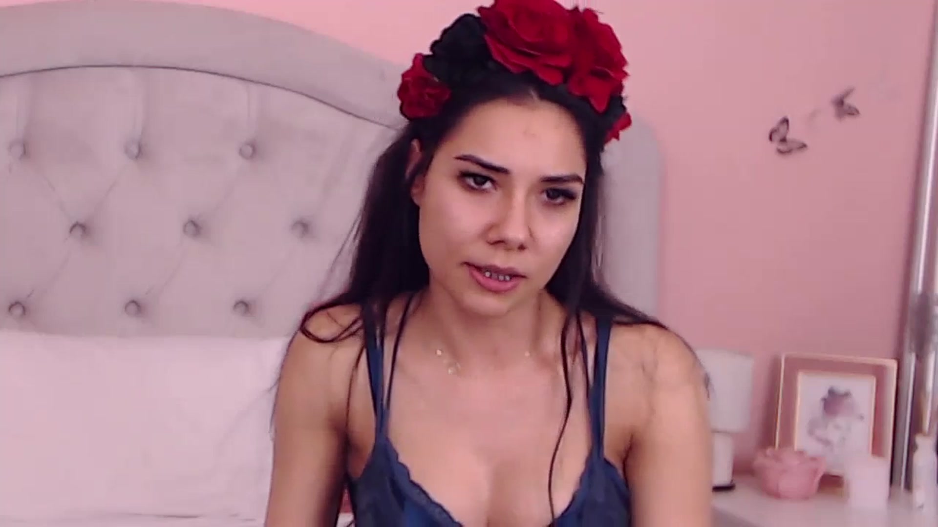 Gallery image thumbnail from Sara_Joy's myfreecams stream on, 02/04/2024, 21:55 image 4 of 20