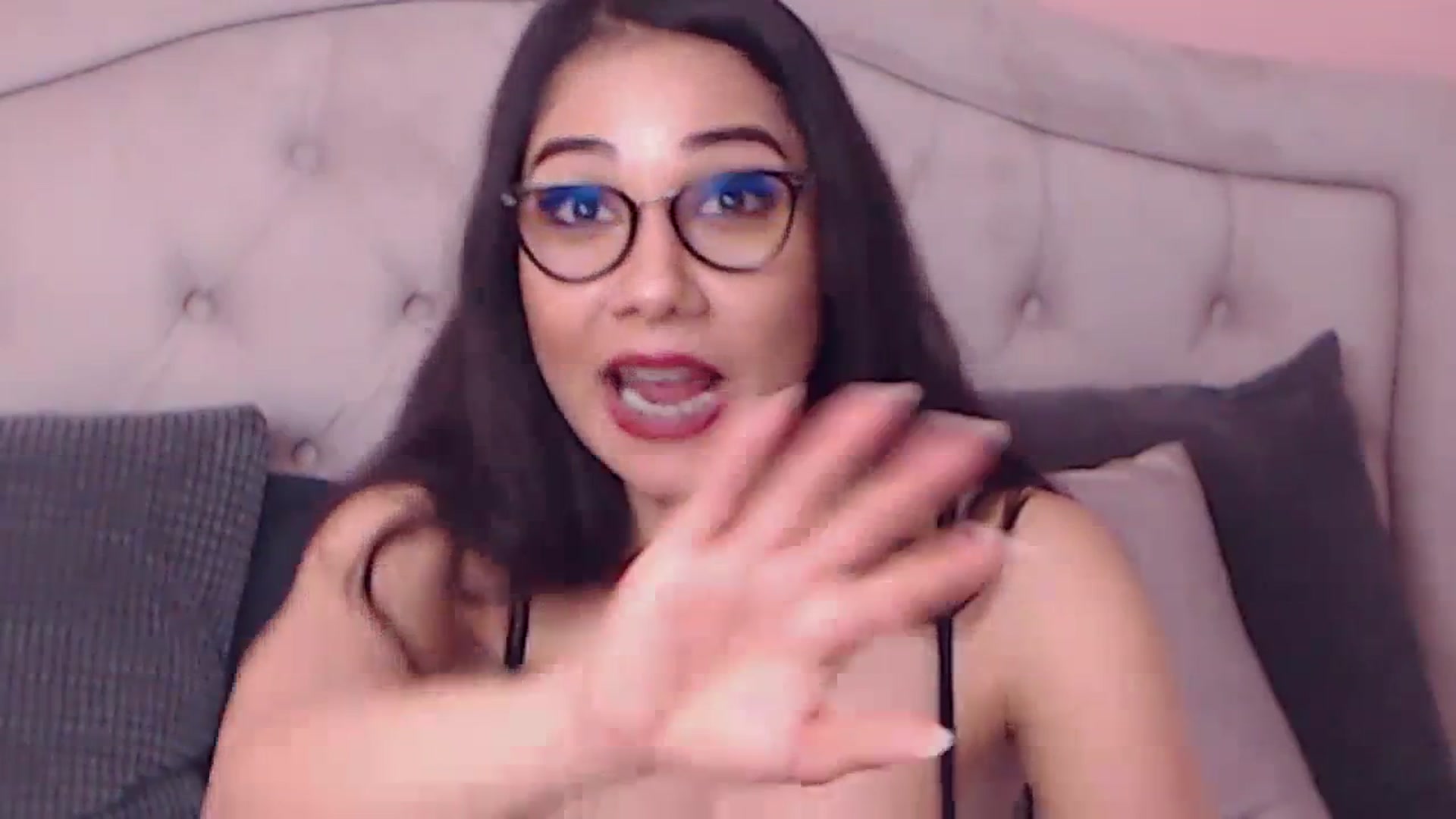 Gallery image thumbnail from Sara_Joy's myfreecams stream on, 02/16/2024, 24:52 image 8 of 20