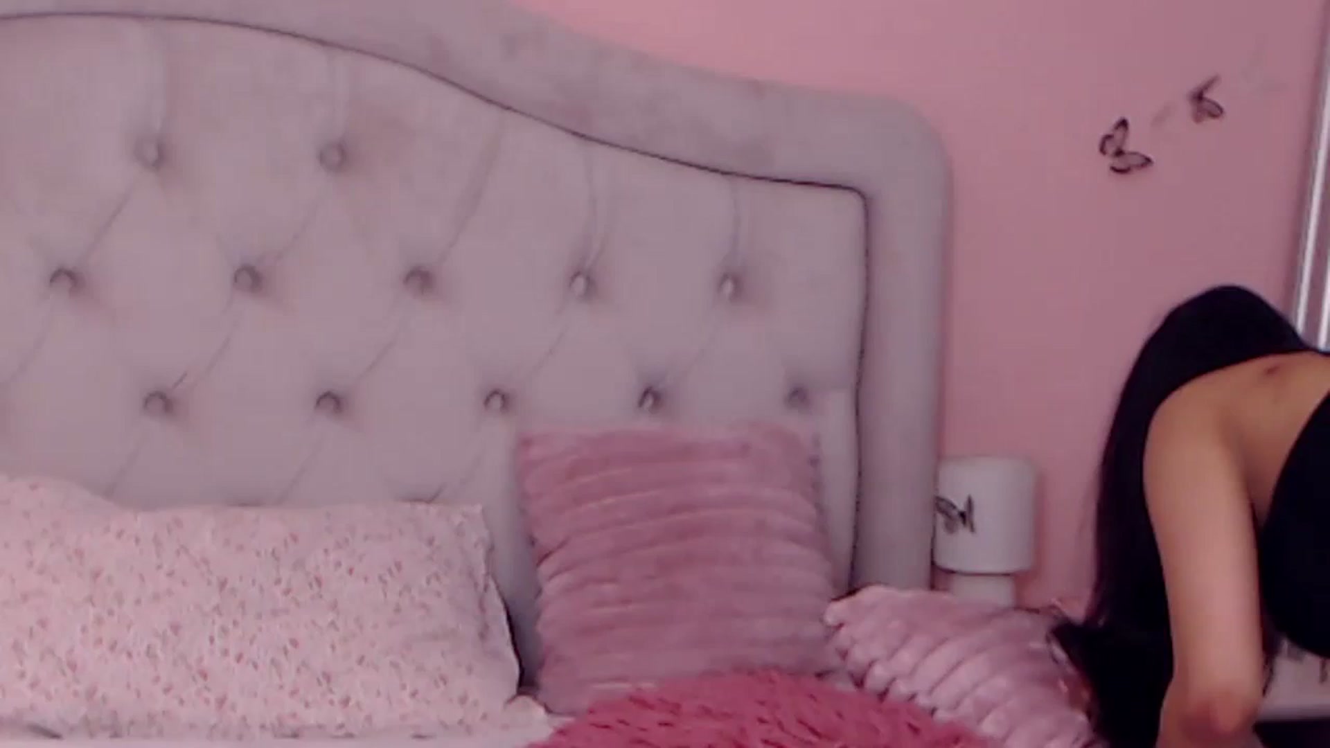 Gallery image thumbnail from Sara_Joy's myfreecams stream on, 03/08/2024, 05:03 image 1 of 20