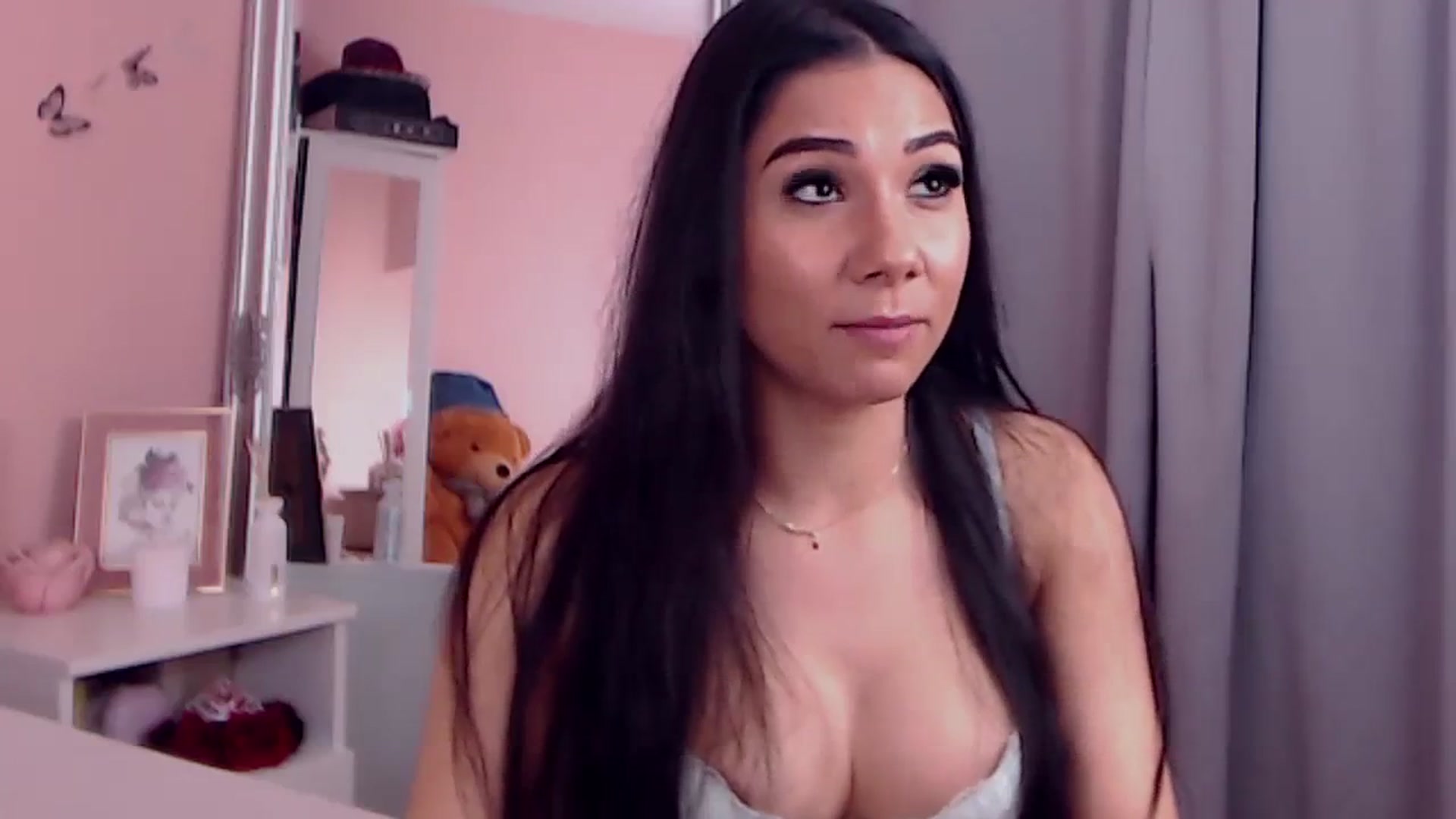 Gallery image thumbnail from Sara_Joy's myfreecams stream on, 03/12/2024, 24:01 image 6 of 20