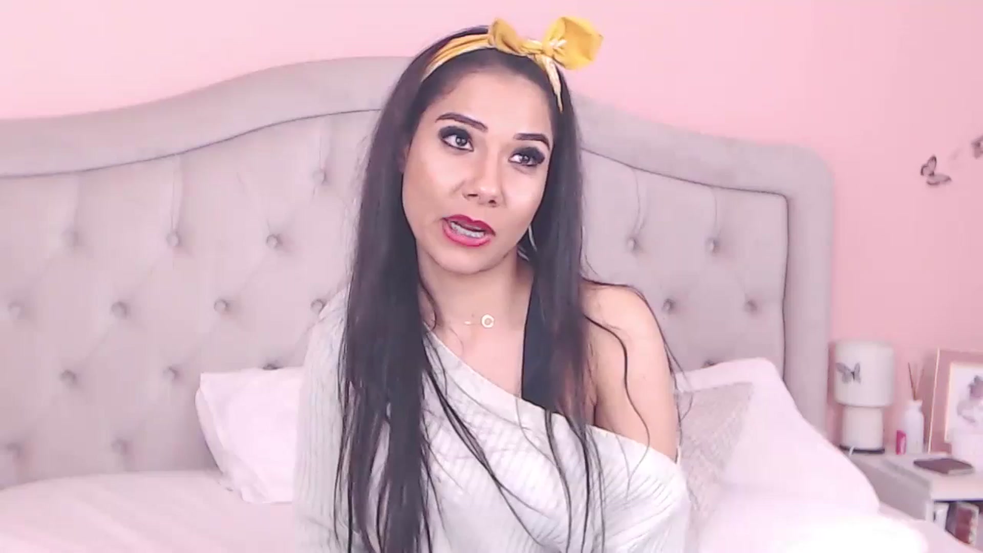 Gallery image thumbnail from Sara_Joy's myfreecams stream on, 03/26/2024, 01:09 image 9 of 20