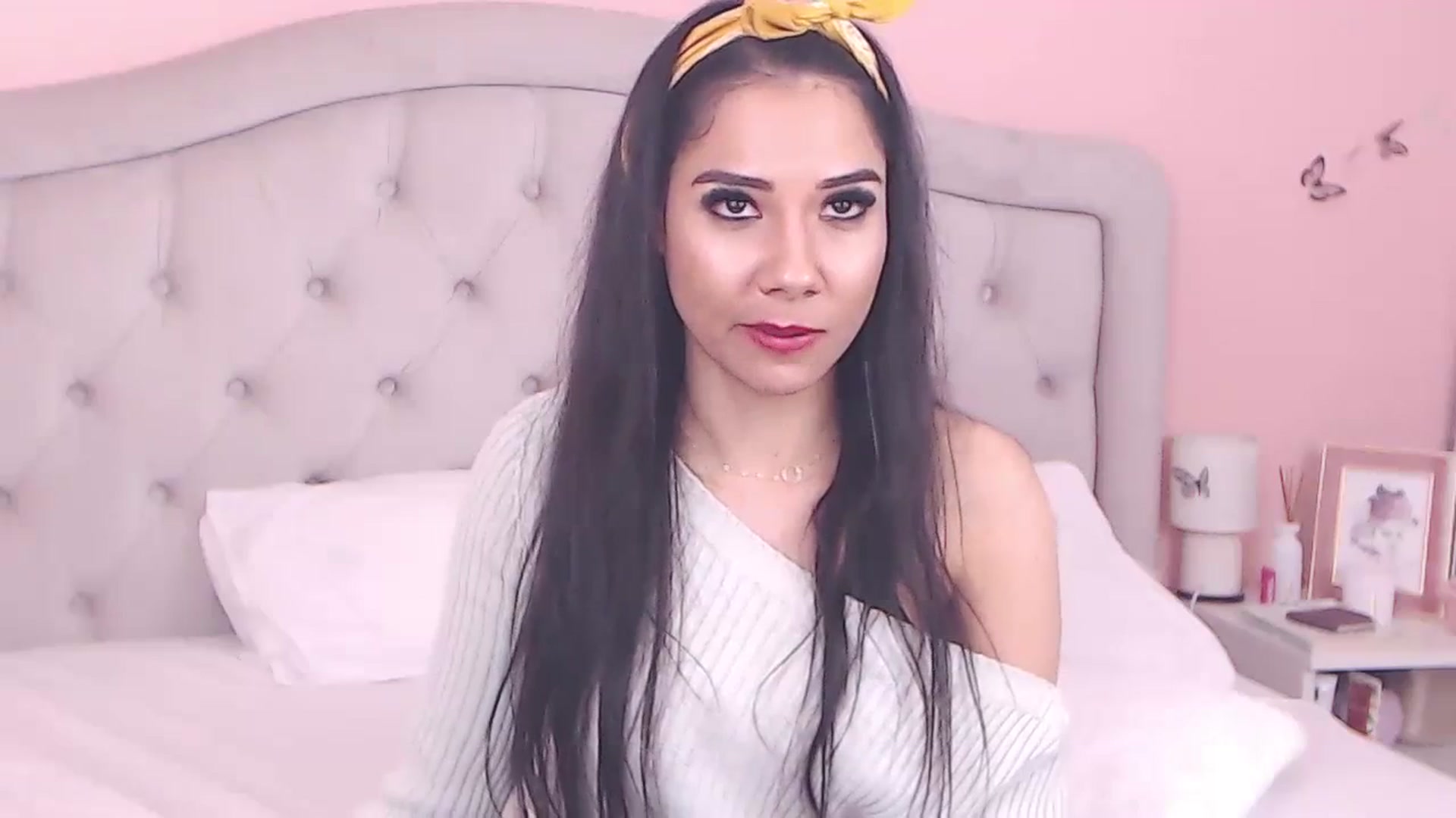 Gallery image thumbnail from Sara_Joy's myfreecams stream on, 03/26/2024, 01:09 image 19 of 20