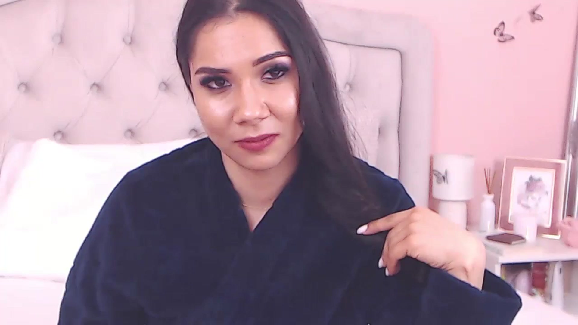 Gallery image thumbnail from Sara_Joy's myfreecams stream on, 03/27/2024, 24:54 image 1 of 20