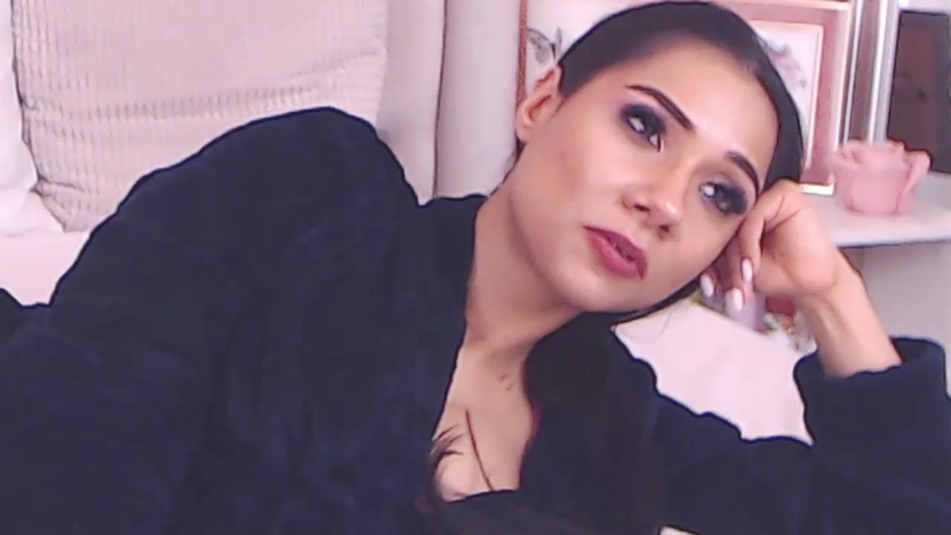 Gallery image thumbnail from Sara_Joy's myfreecams stream on, 03/27/2024, 24:54 image 20 of 20