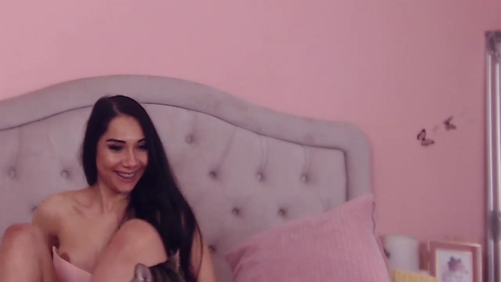 Gallery image thumbnail from Sara_Joy's myfreecams stream on, 04/06/2024, 02:30 image 12 of 20