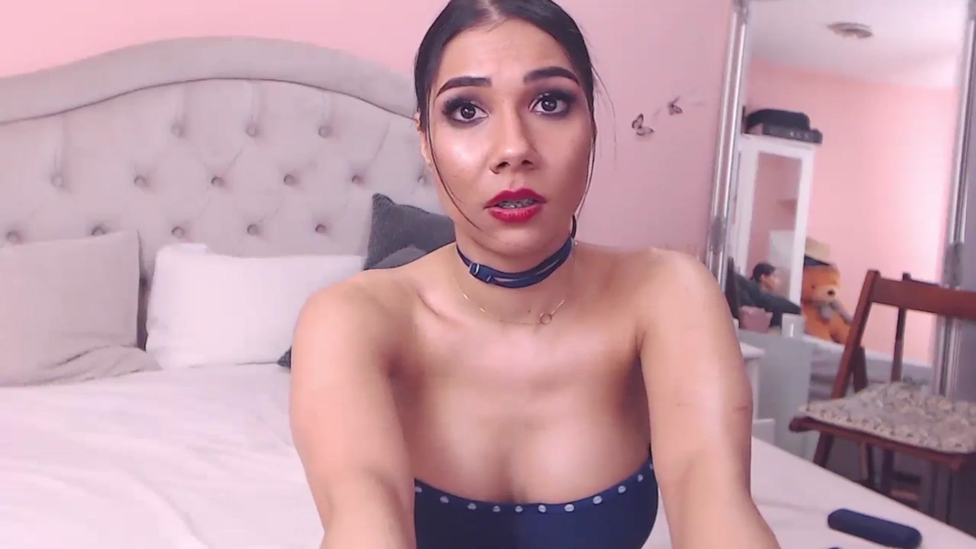 Gallery image thumbnail from Sara_Joy's myfreecams stream on, 04/08/2024, 22:51 image 10 of 20