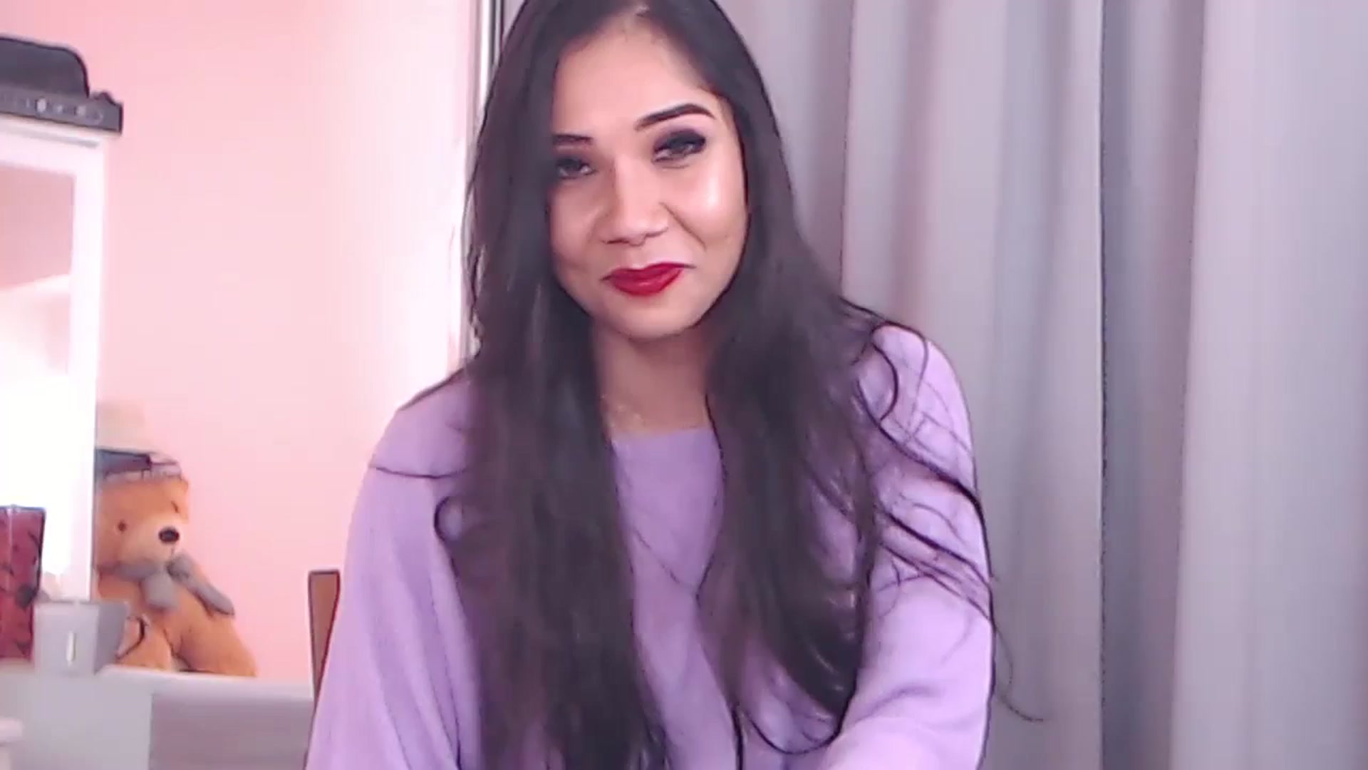 Gallery image thumbnail from Sara_Joy's myfreecams stream on, 04/14/2024, 21:19 image 1 of 20