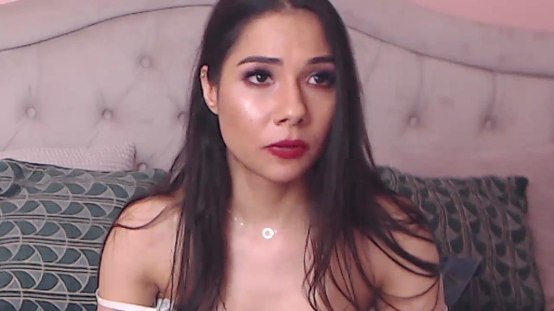 Gallery image thumbnail from Sara_Joy's myfreecams stream on, 05/02/2024, 24:06 image 3 of 20