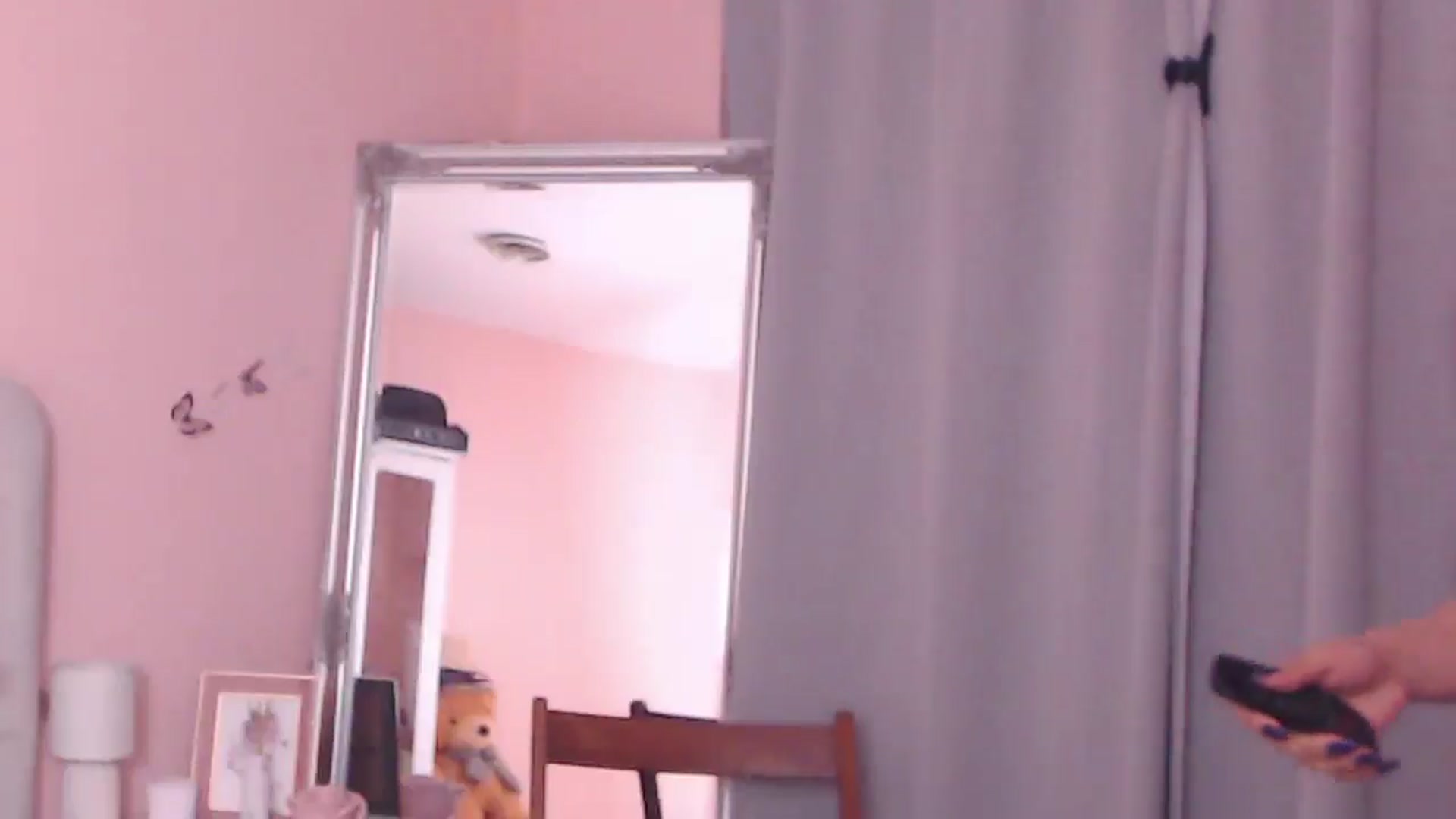 Gallery image thumbnail from Sara_Joy's myfreecams stream on, 05/08/2024, 20:46 image 10 of 20