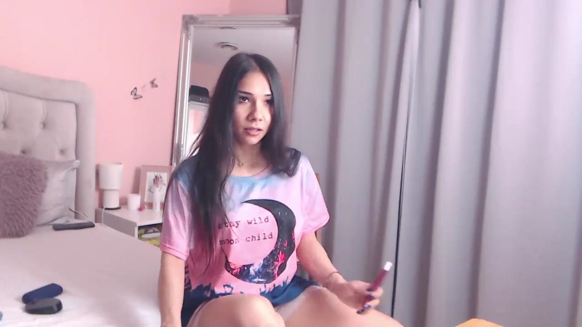 Gallery image thumbnail from Sara_Joy's myfreecams stream on, 05/08/2024, 20:46 image 6 of 20